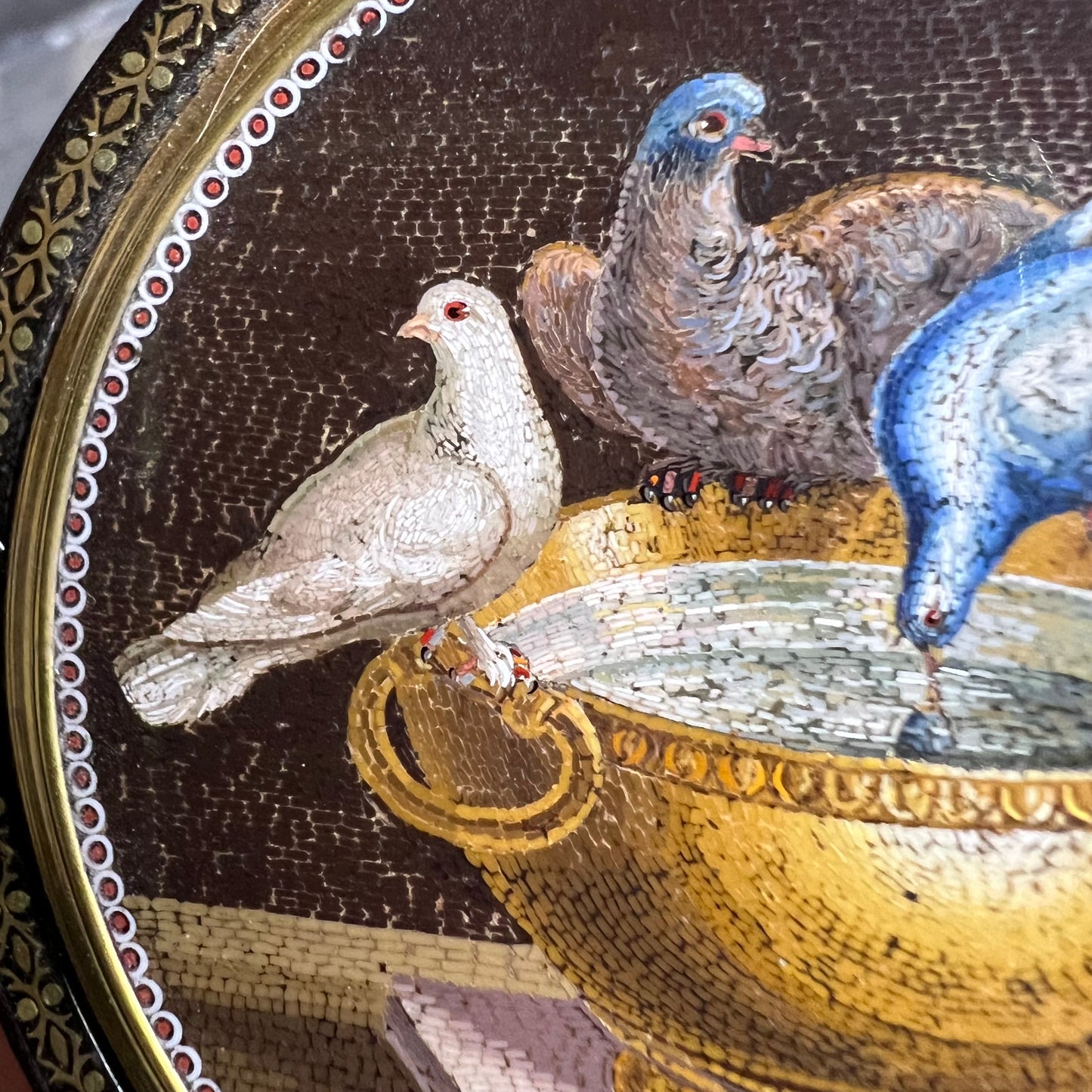 18th-Century Roman Micromosaic Snuff Box – Doves of Pliny, Attributed to Circle of Giacomo Raffaelli c.1780-1800