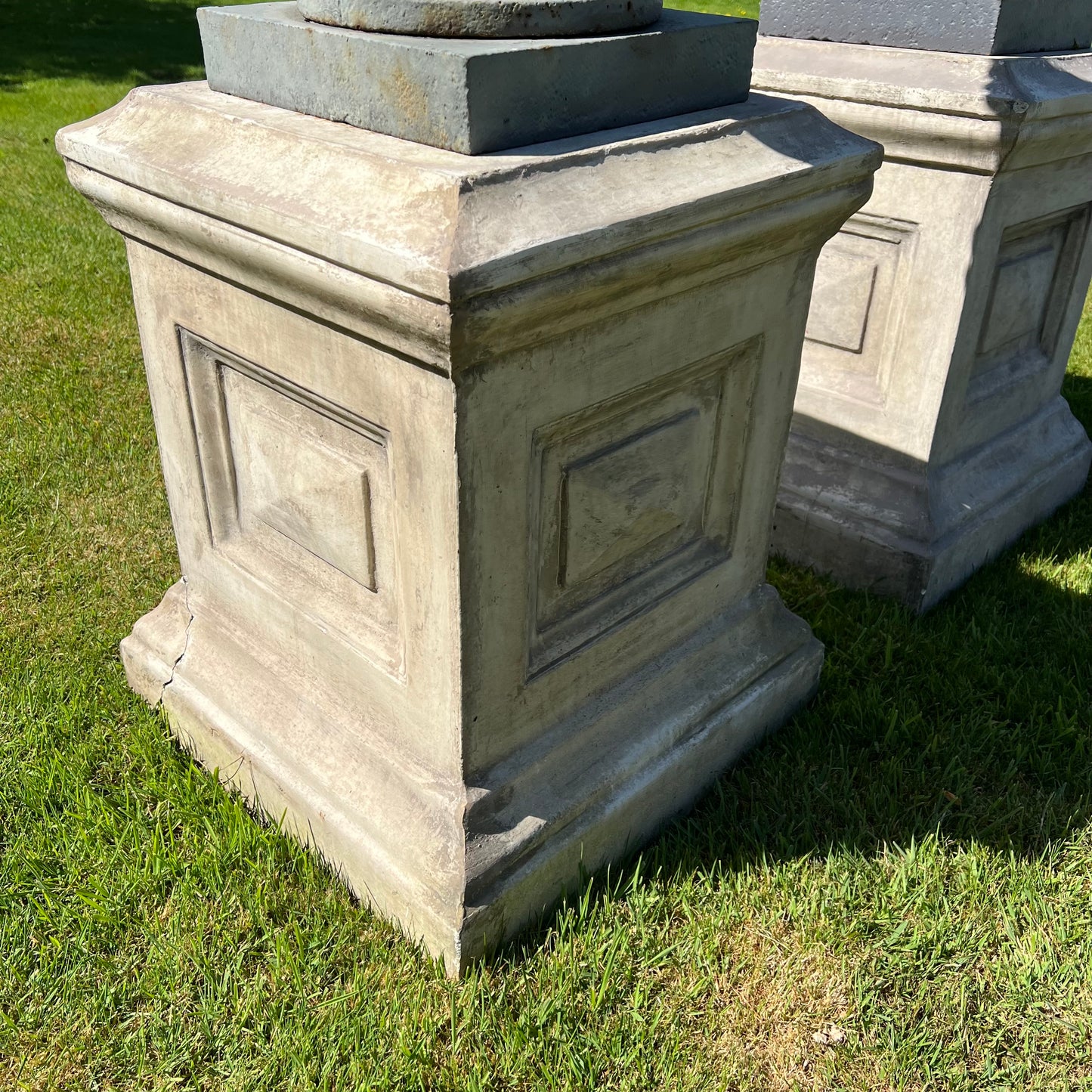 Grand Scale Pair of Handyside Campana Urns & Plinths c.1880