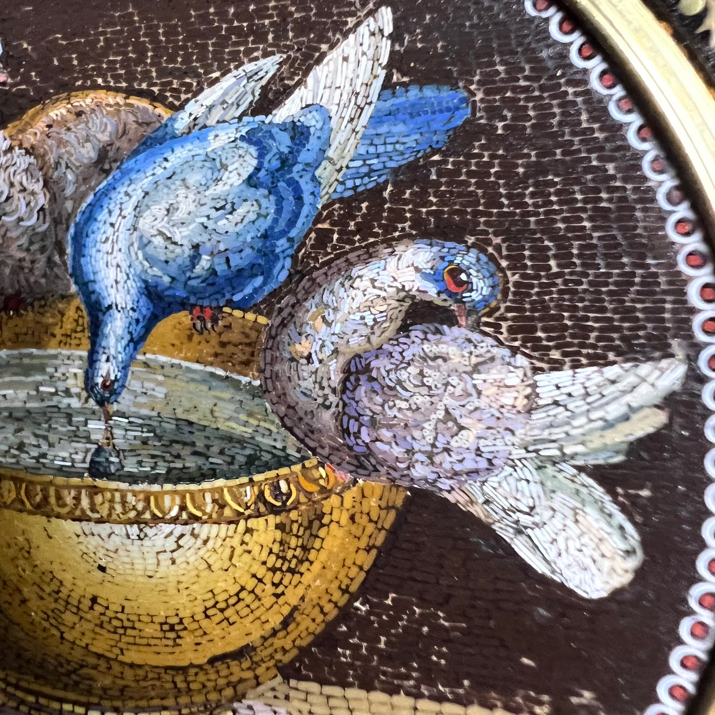 18th-Century Roman Micromosaic Snuff Box – Doves of Pliny, Attributed to Circle of Giacomo Raffaelli c.1780-1800