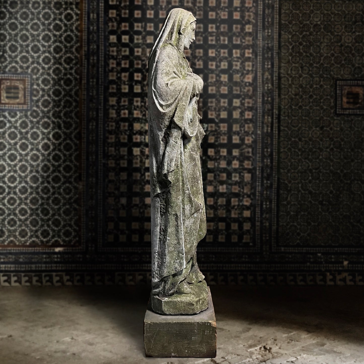 French Limestone Statue of the Madonna c.1780