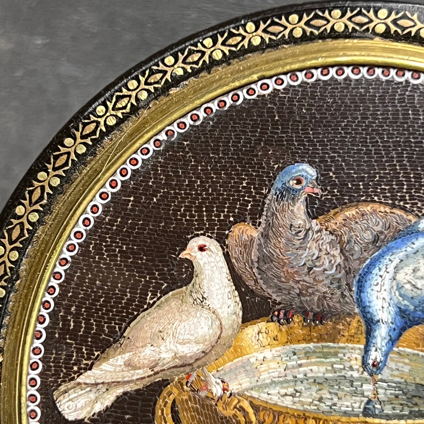 18th-Century Roman Micromosaic Snuff Box – Doves of Pliny, Attributed to Circle of Giacomo Raffaelli c.1780-1800