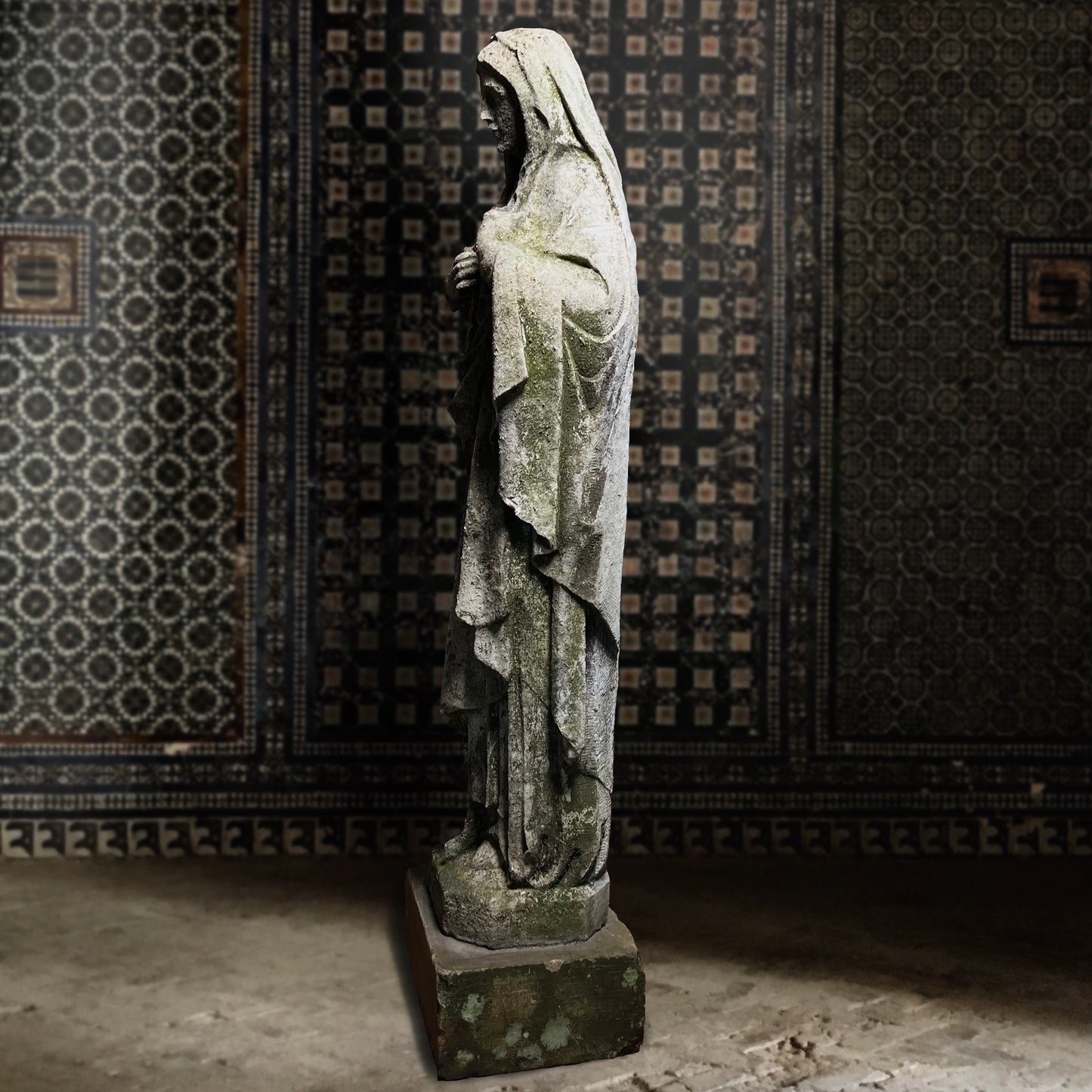 French Limestone Statue of the Madonna c.1780