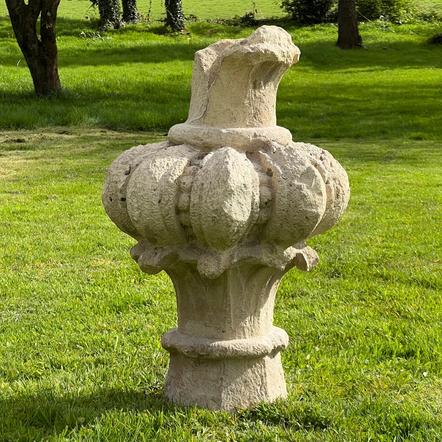 ‘Isabelline’ Pomegranate Finial from Granada c.1500-1520