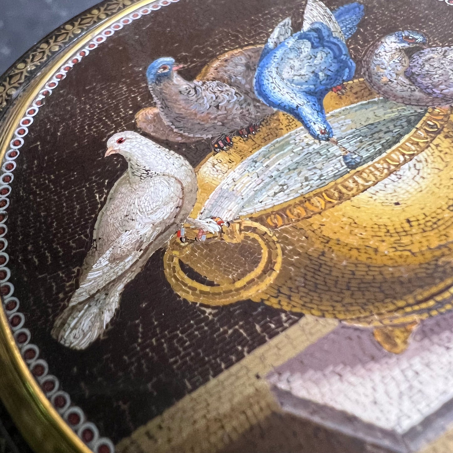18th-Century Roman Micromosaic Snuff Box – Doves of Pliny, Attributed to Circle of Giacomo Raffaelli c.1780-1800