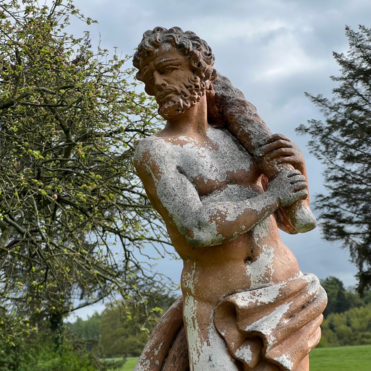 Statue of Hercules & Nemean Lion