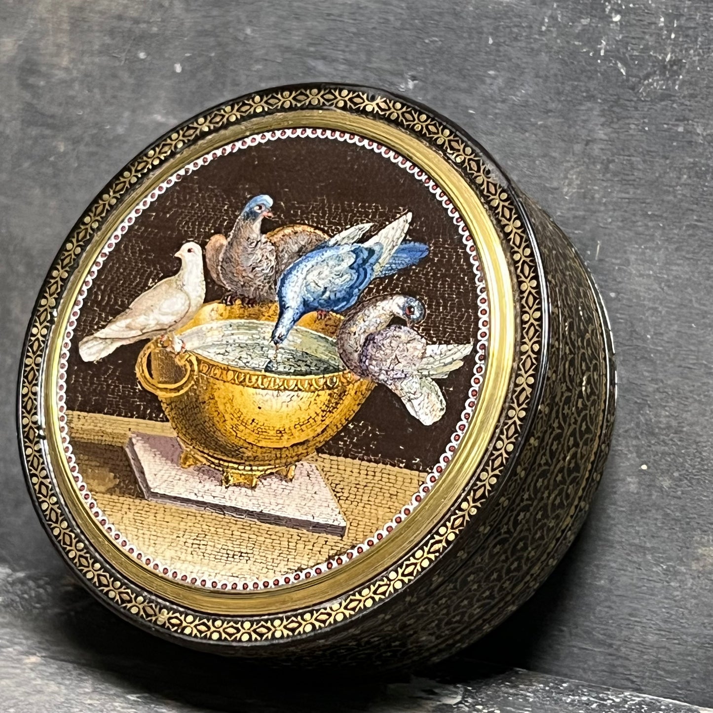 18th-Century Roman Micromosaic Snuff Box – Doves of Pliny, Attributed to Circle of Giacomo Raffaelli c.1780-1800