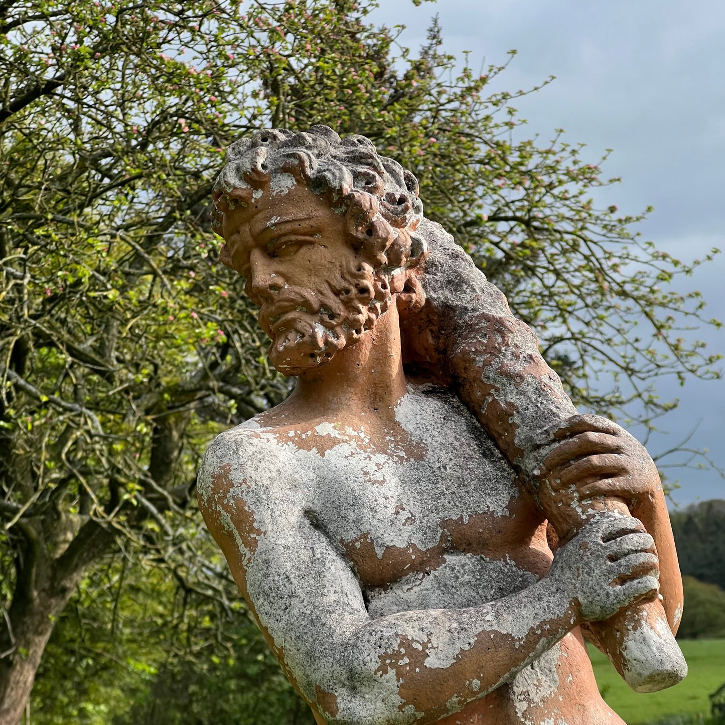 Statue of Hercules & Nemean Lion
