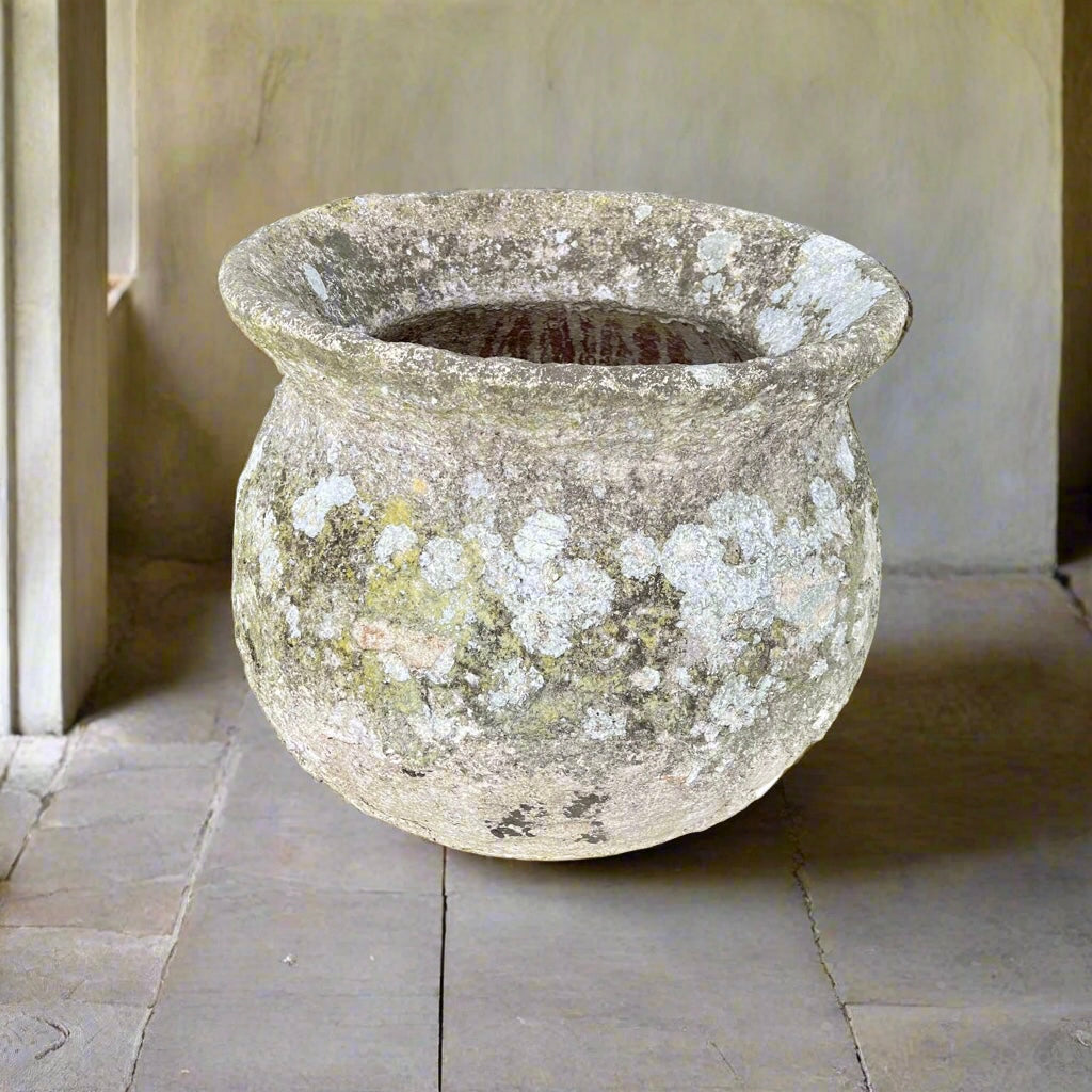 Cauldron Shaped Composite Planter