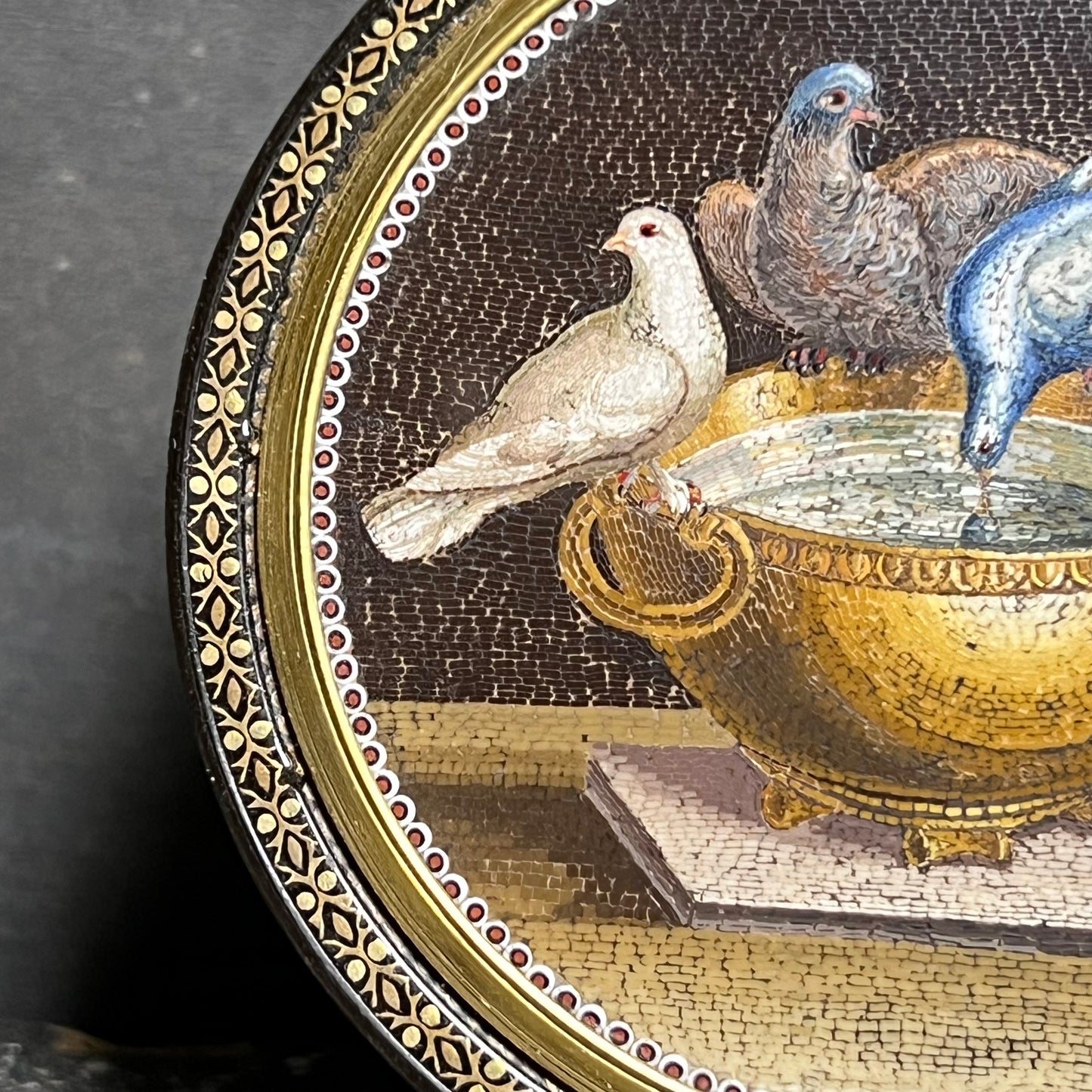 18th-Century Roman Micromosaic Snuff Box – Doves of Pliny, Attributed to Circle of Giacomo Raffaelli c.1780-1800
