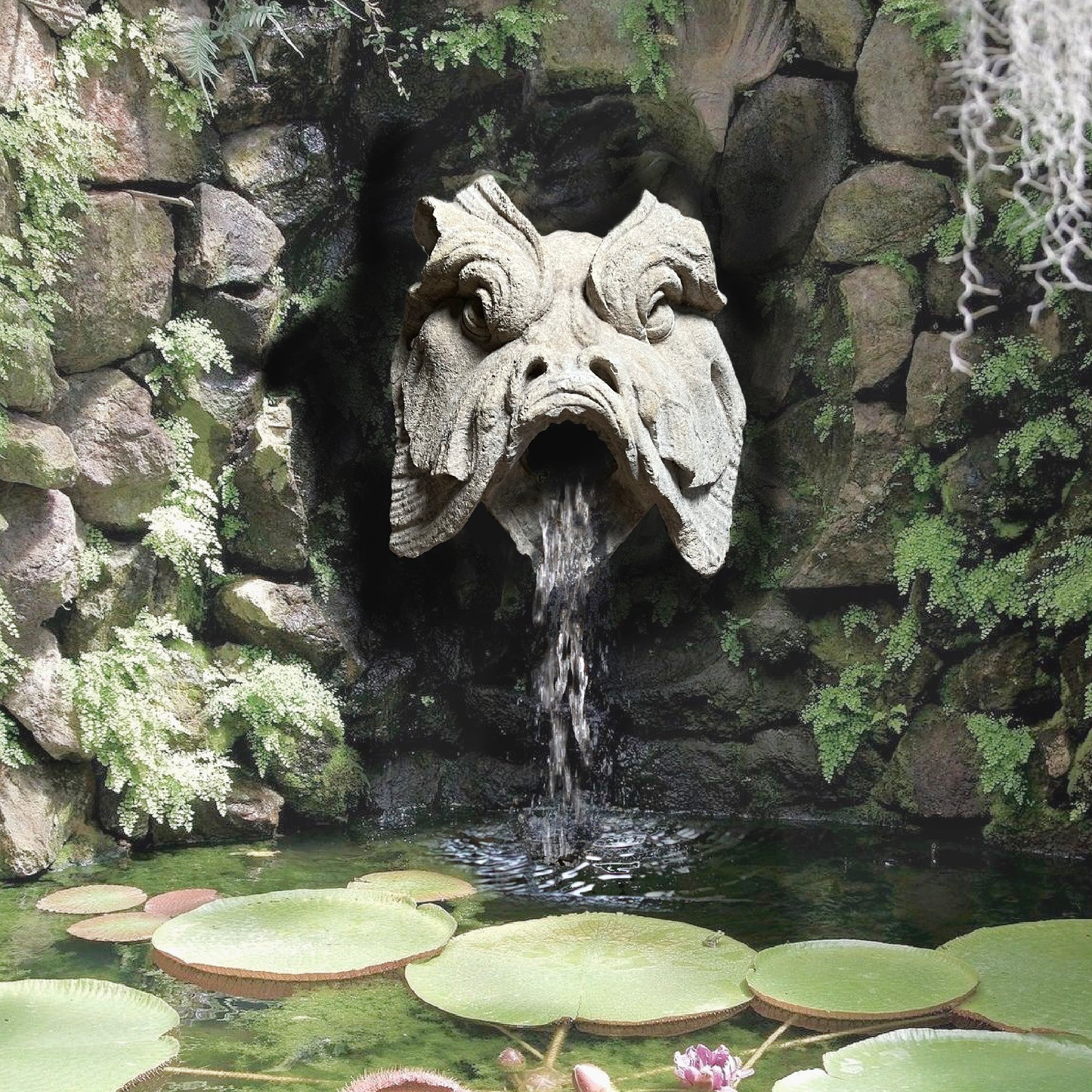 Parisian Louis XV Limestone Carp Fountain Head or Mascaron c.1740