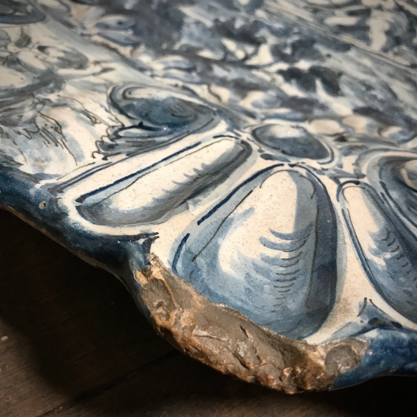 Rare Huge Savona Liguria Maiolica Charger attributed to Giovanni Antonio Guidobono c.1660-1680.