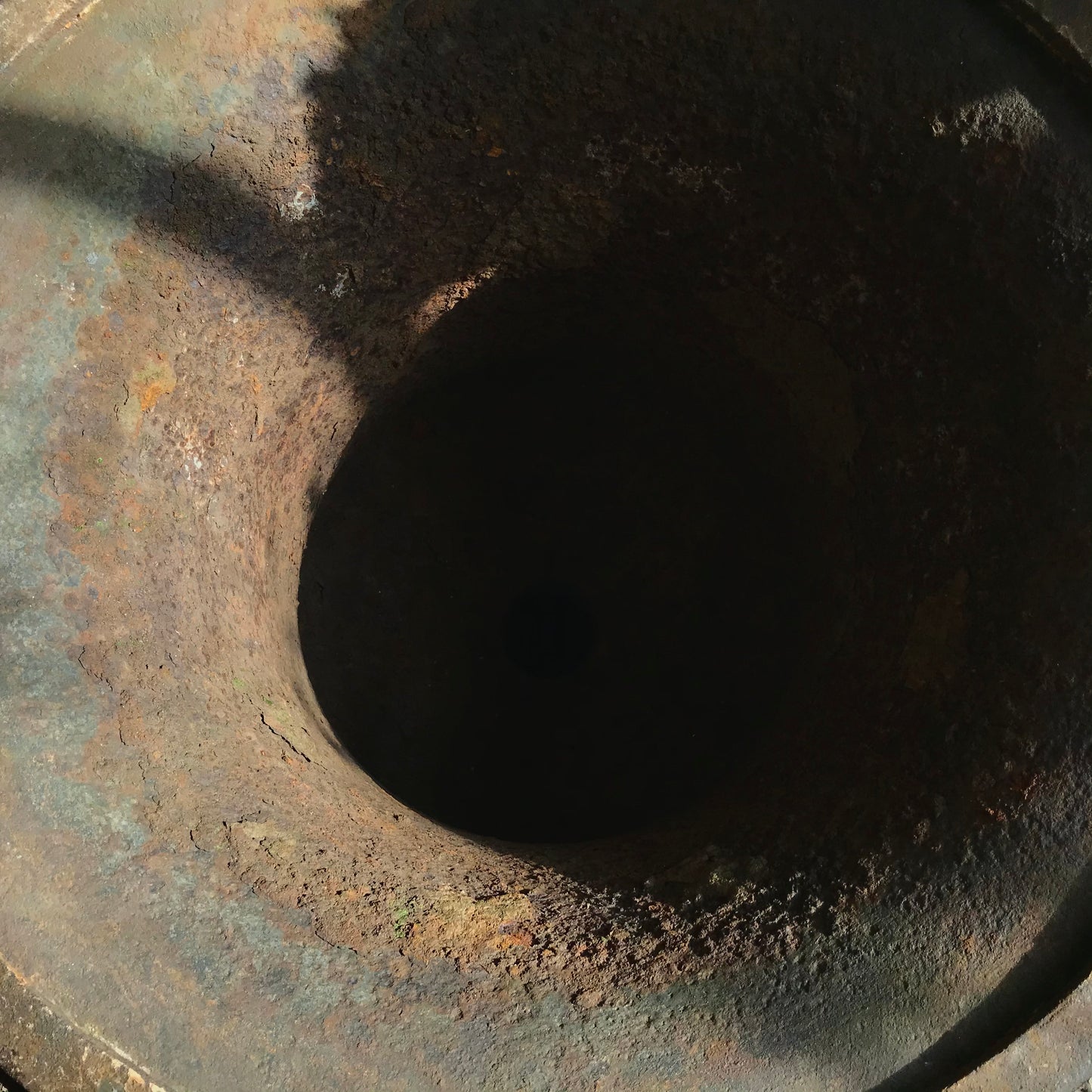 Pair of Huge Handyside Campana Urns c.1880