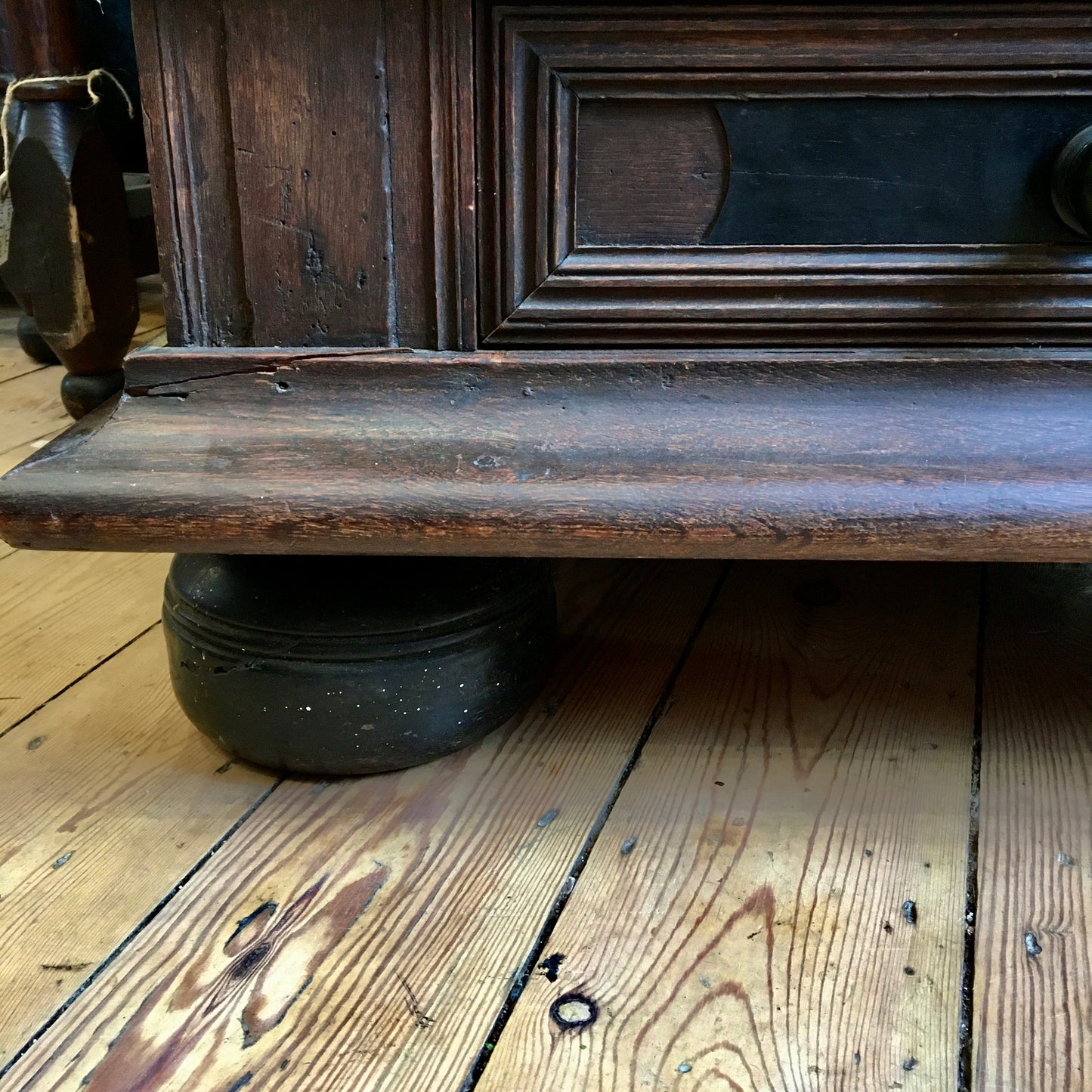 Flemish Oak Cupboard c.1650