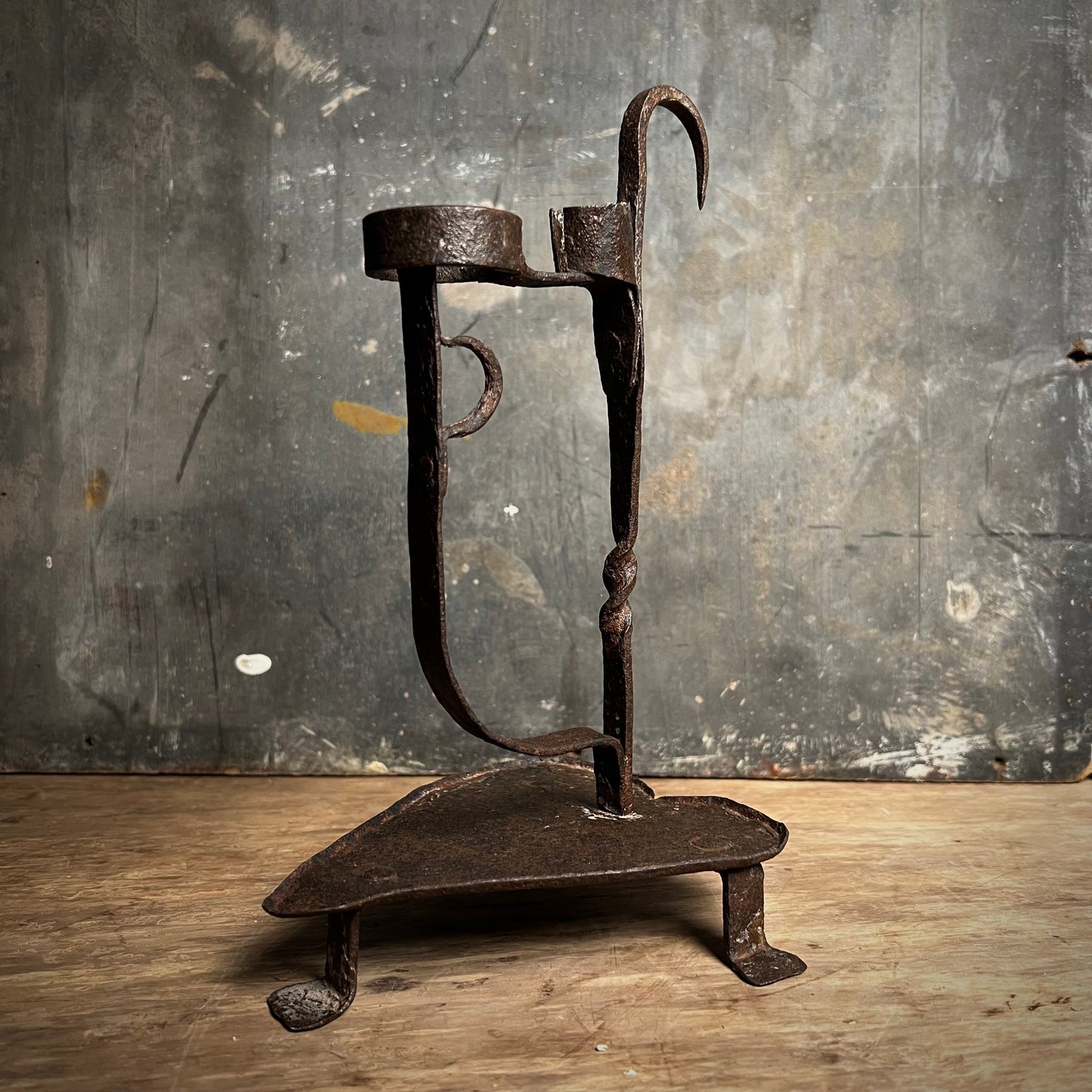 Alpine Splint Rushlight Candleholder c.1720-1750