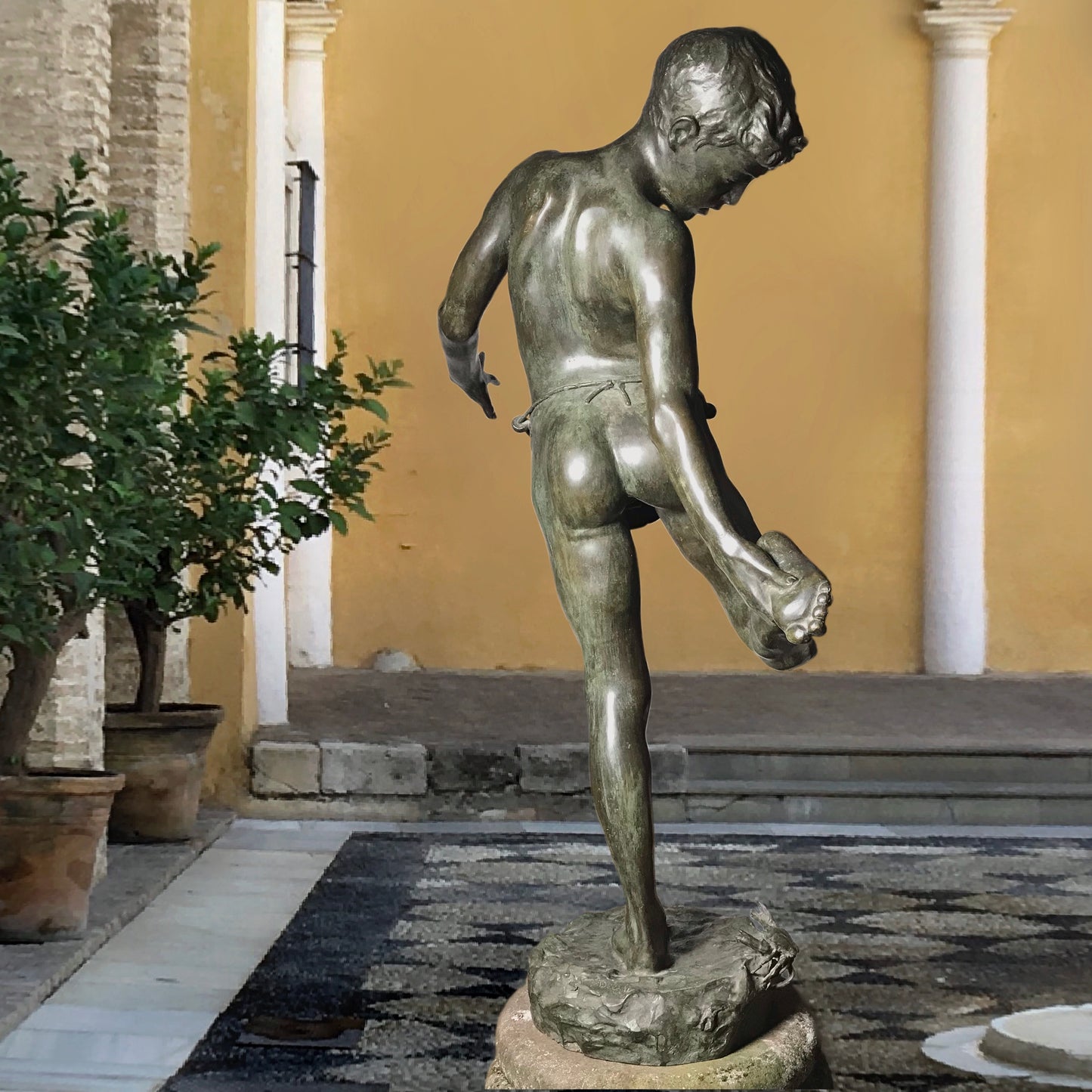 'Il Granchio' (The Crab) Bronze Fisher-Boy signed De Lotto on Plinth c.1920