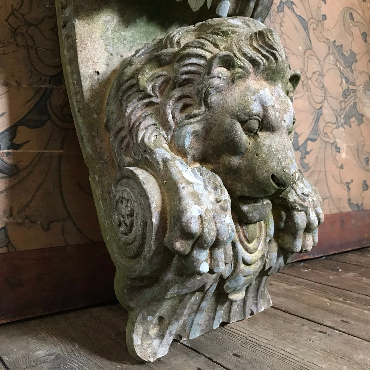 Doulton Terracotta Lion Corbel c.1890