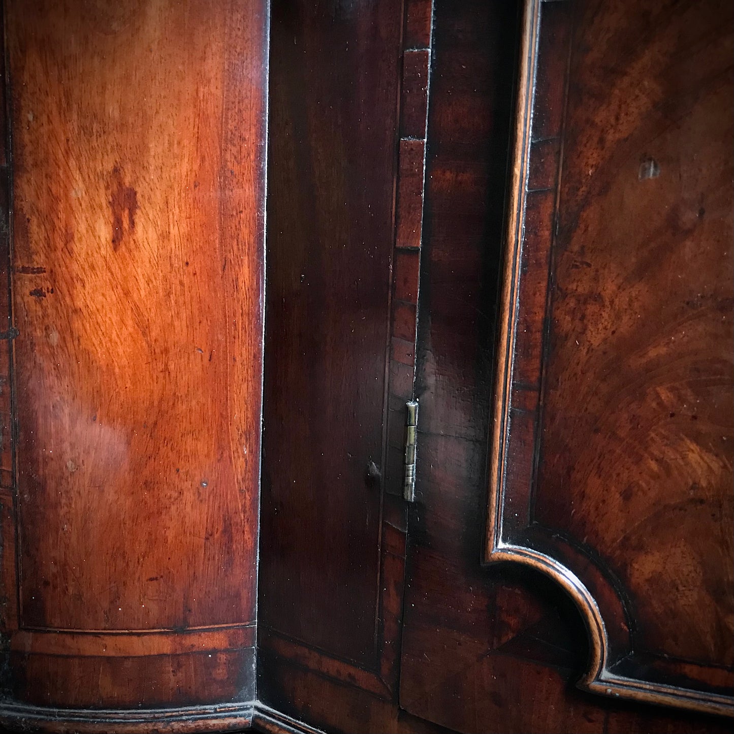 Chatsworth Estate English Mahogany Corner Cupboard c.1760