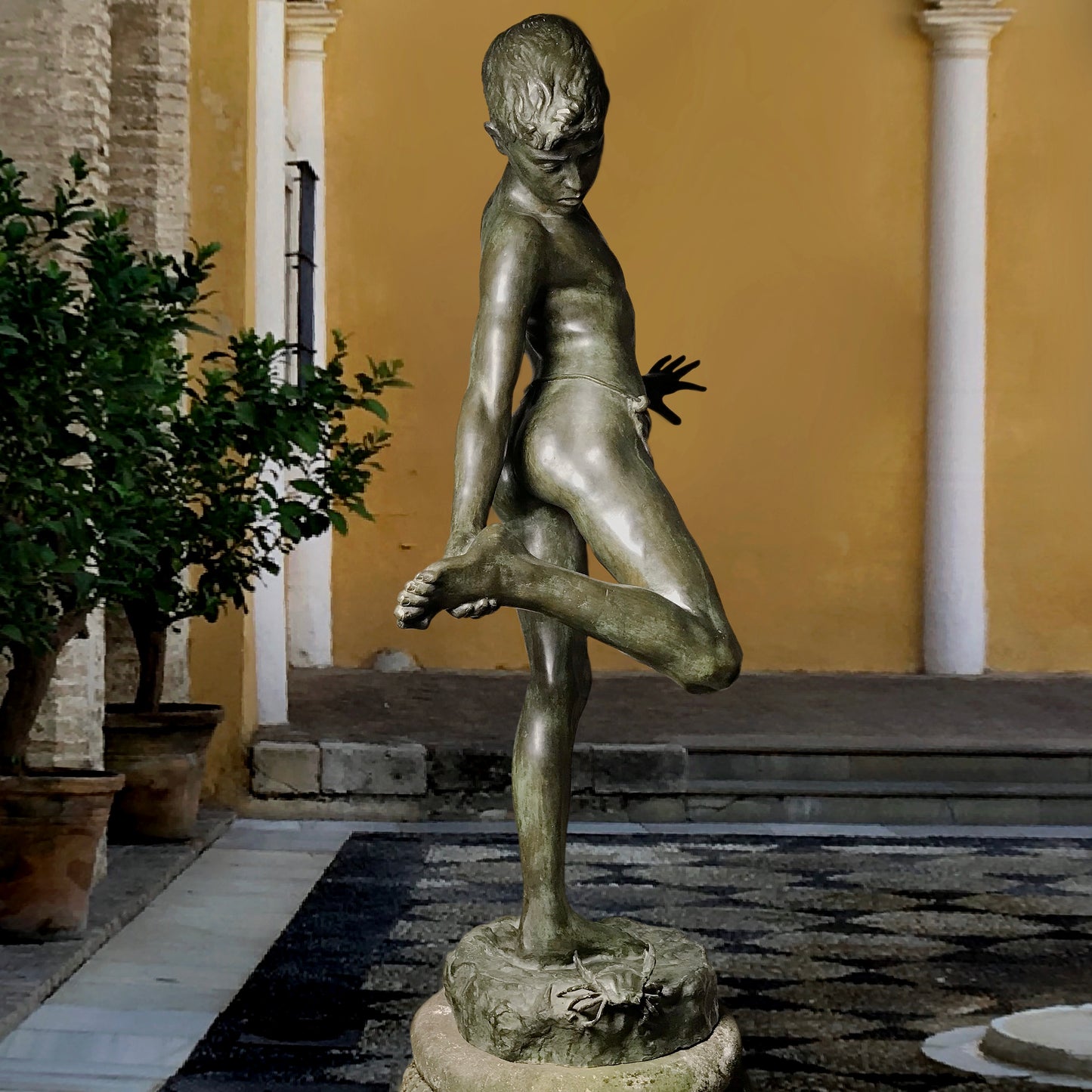 'Il Granchio' (The Crab) Bronze Fisher-Boy signed De Lotto on Plinth c.1920