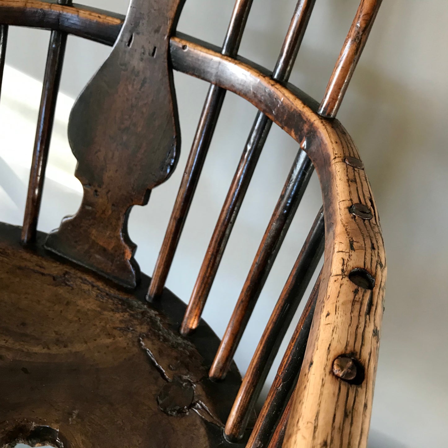 Rare Welsh Comb Back Windsor Armchair c.1780