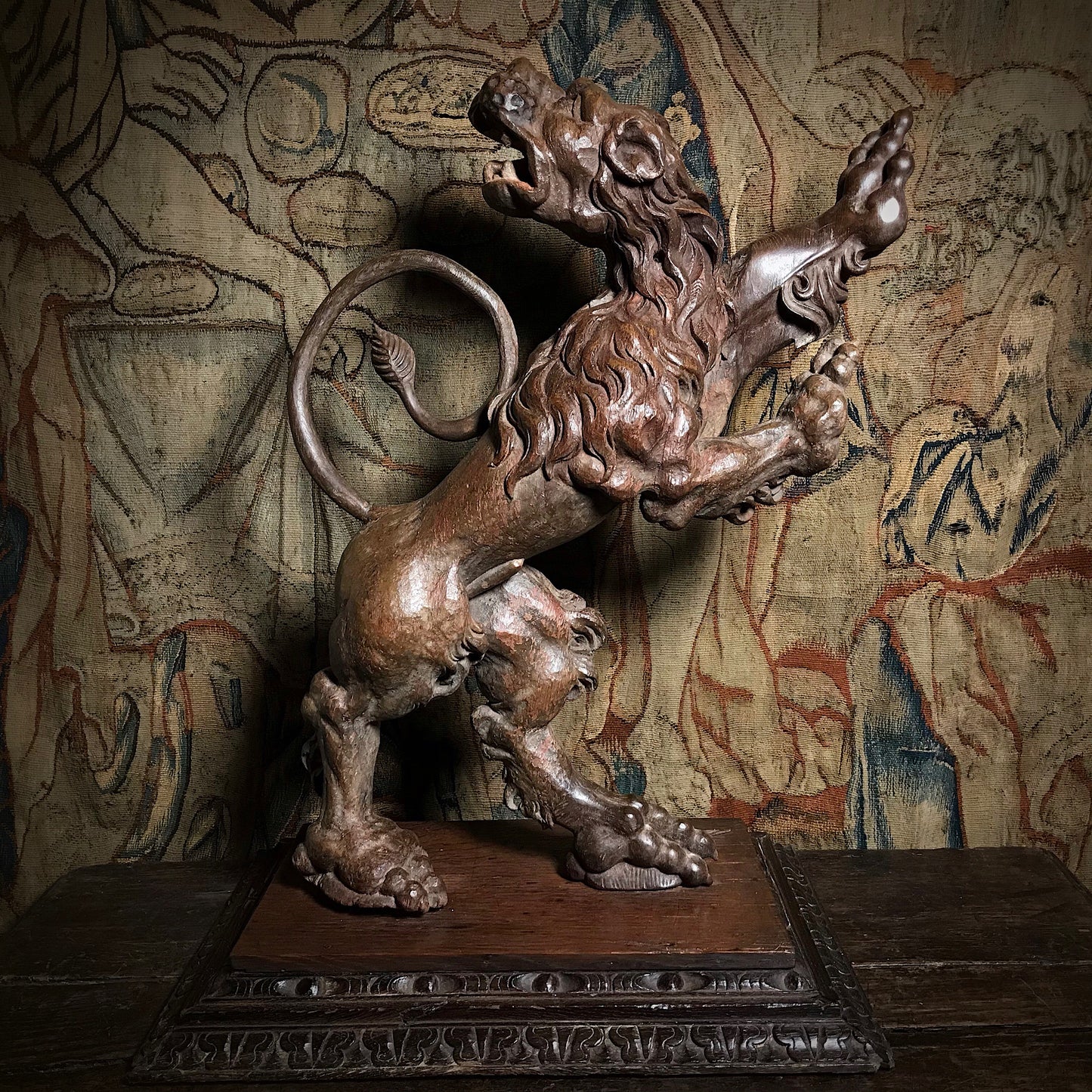 Carved Oak Heraldic Rampant Lion c.1620