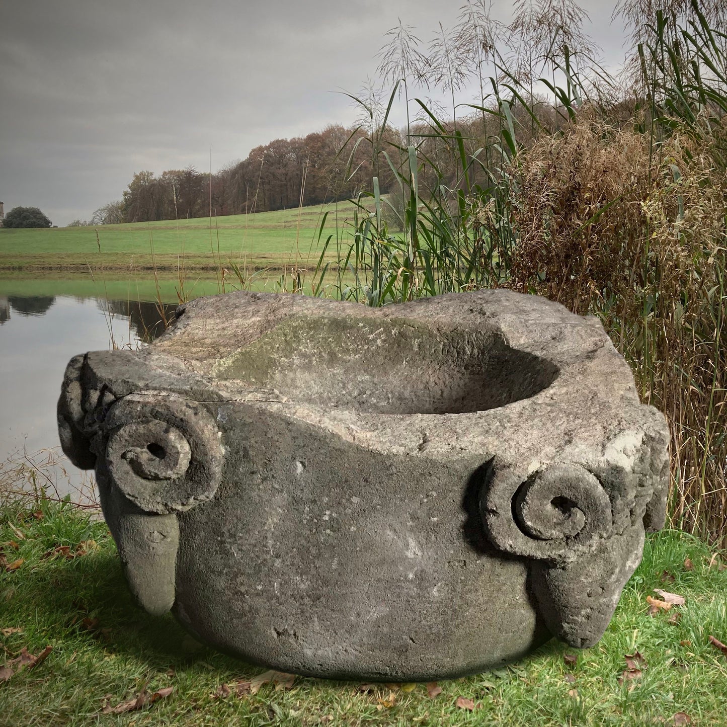12th Century Rams Head Font