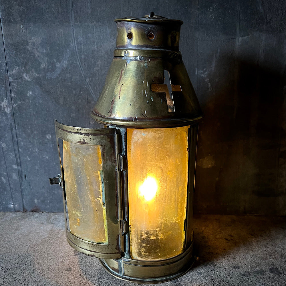 Ecclesiastical Brass and Horn ‘Lanthorn’ Lantern c.1700