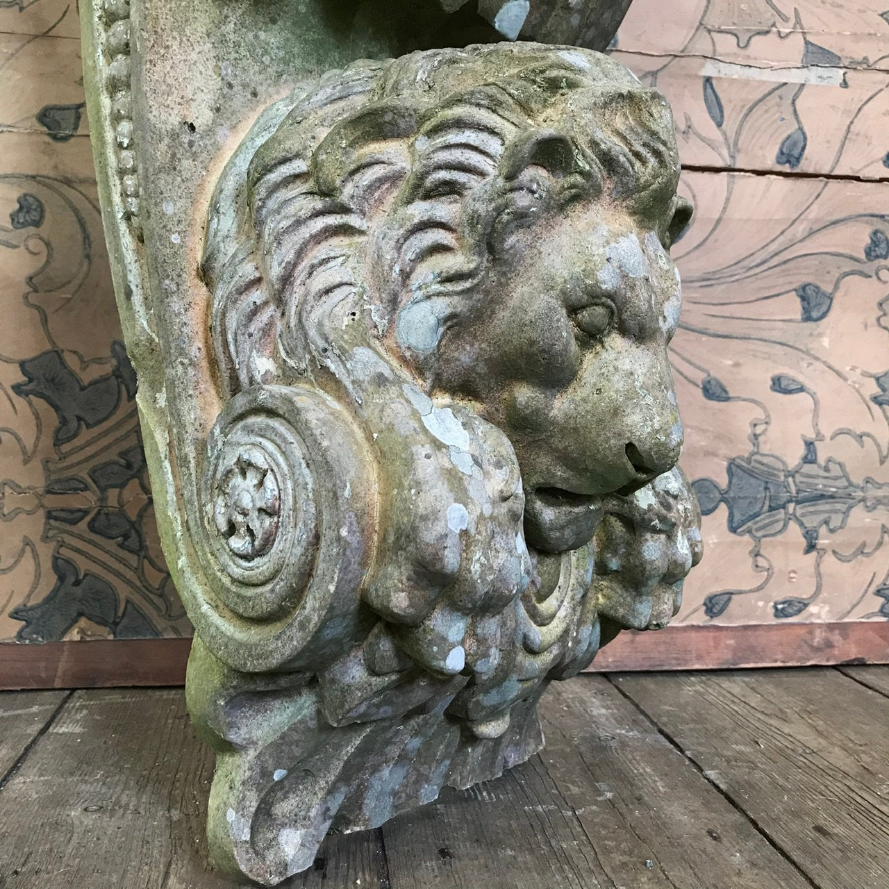 Doulton Terracotta Lion Corbel c.1890