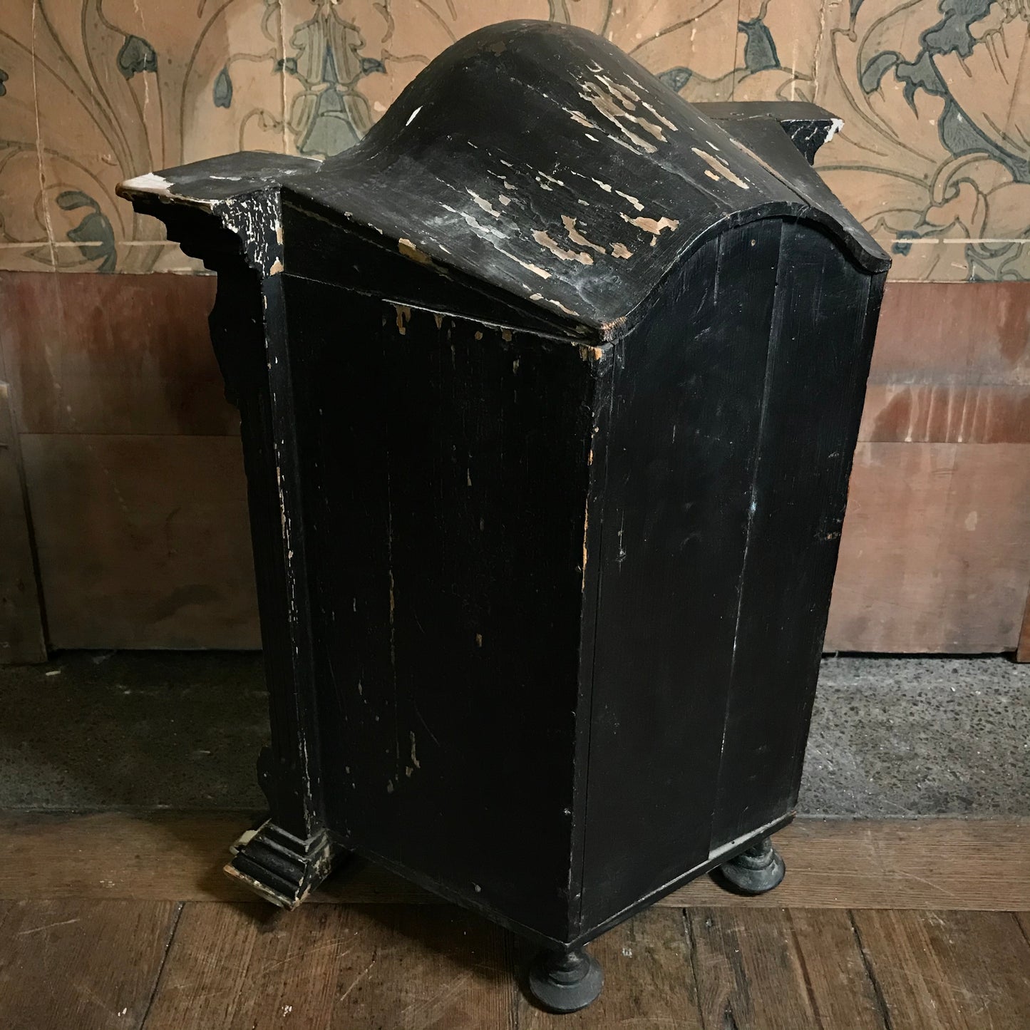 Italian Tabernacle c. 1750 with Early Virgin Mary Icon