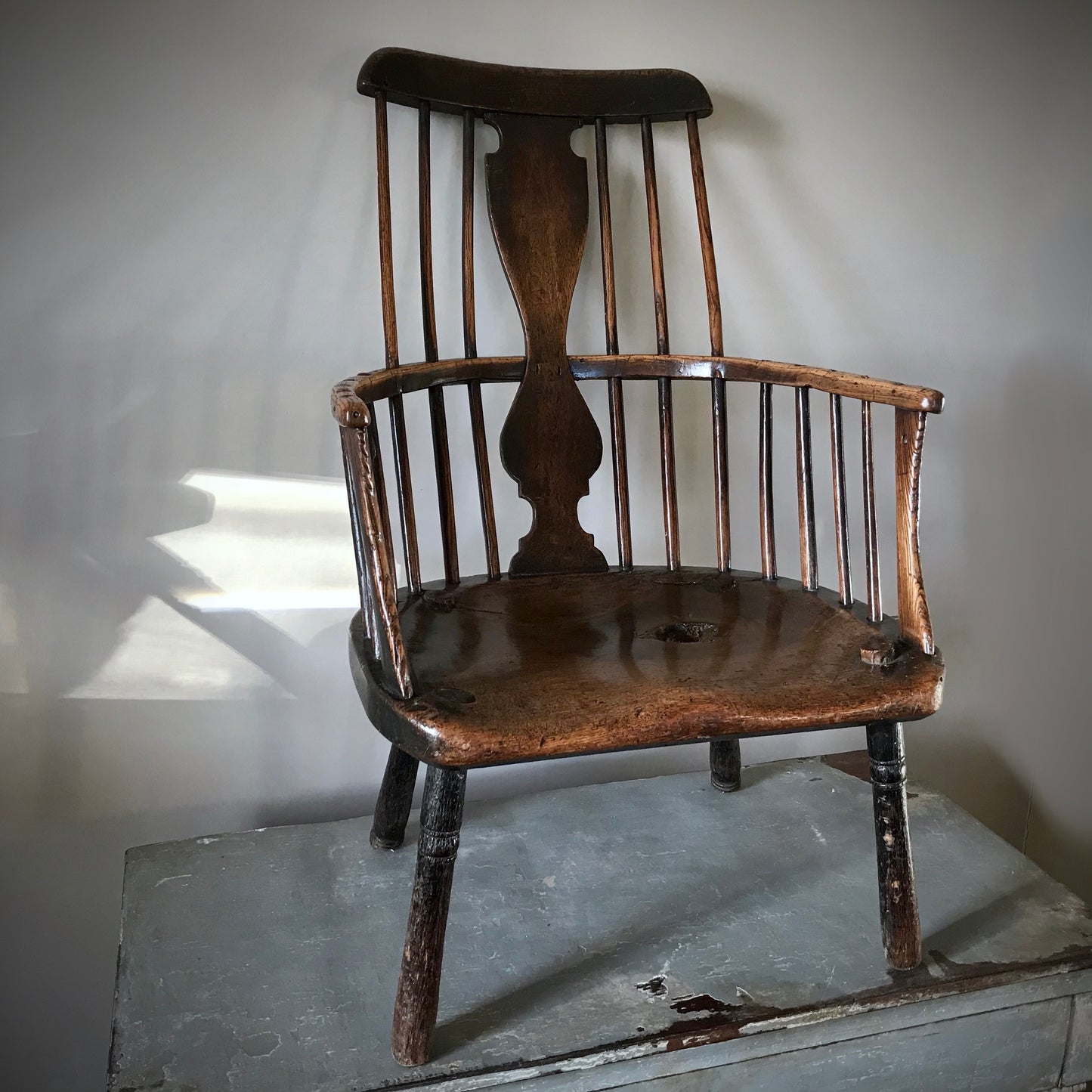Rare Welsh Comb Back Windsor Armchair c.1780