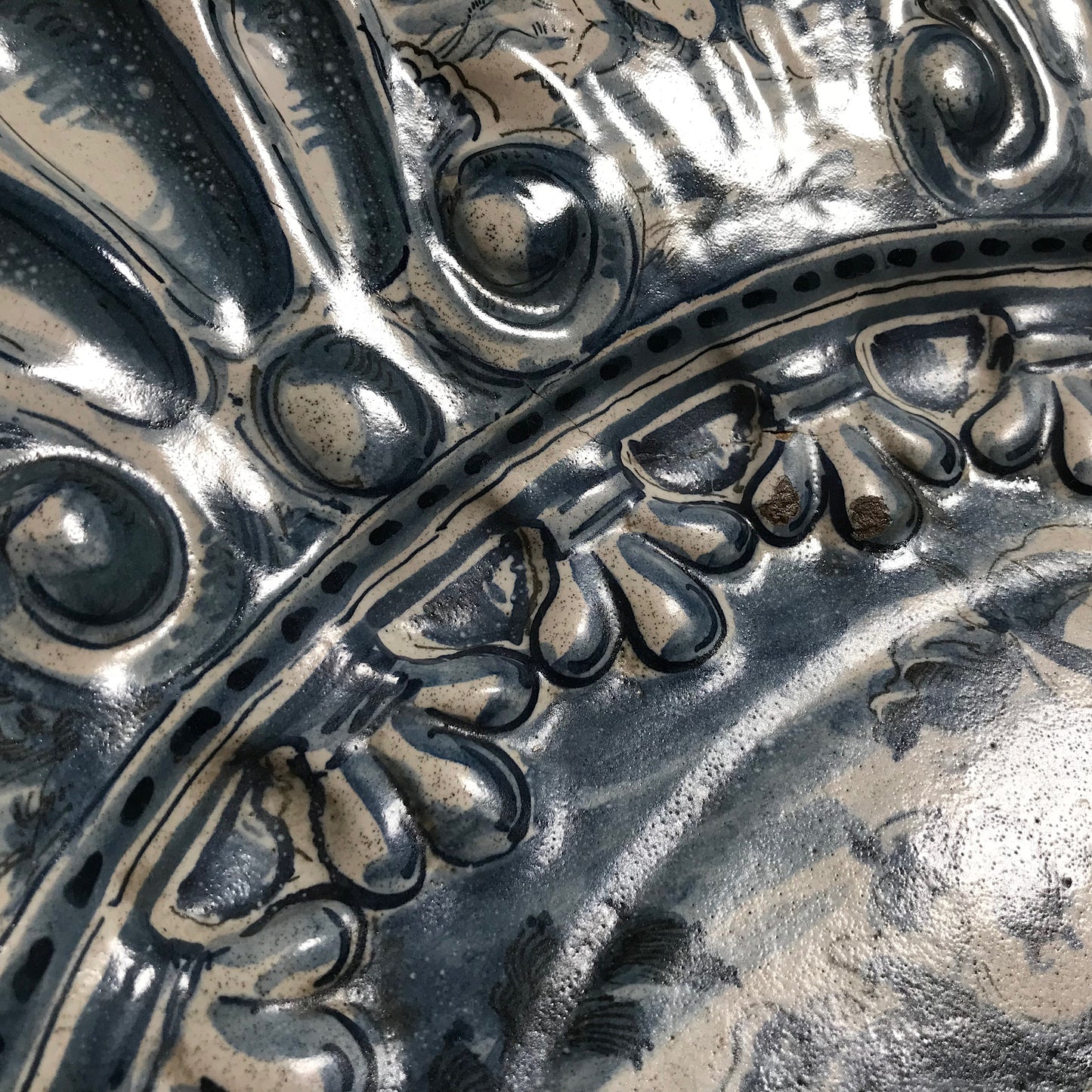 Rare Huge Savona Liguria Maiolica Charger attributed to Giovanni Antonio Guidobono c.1660-1680.