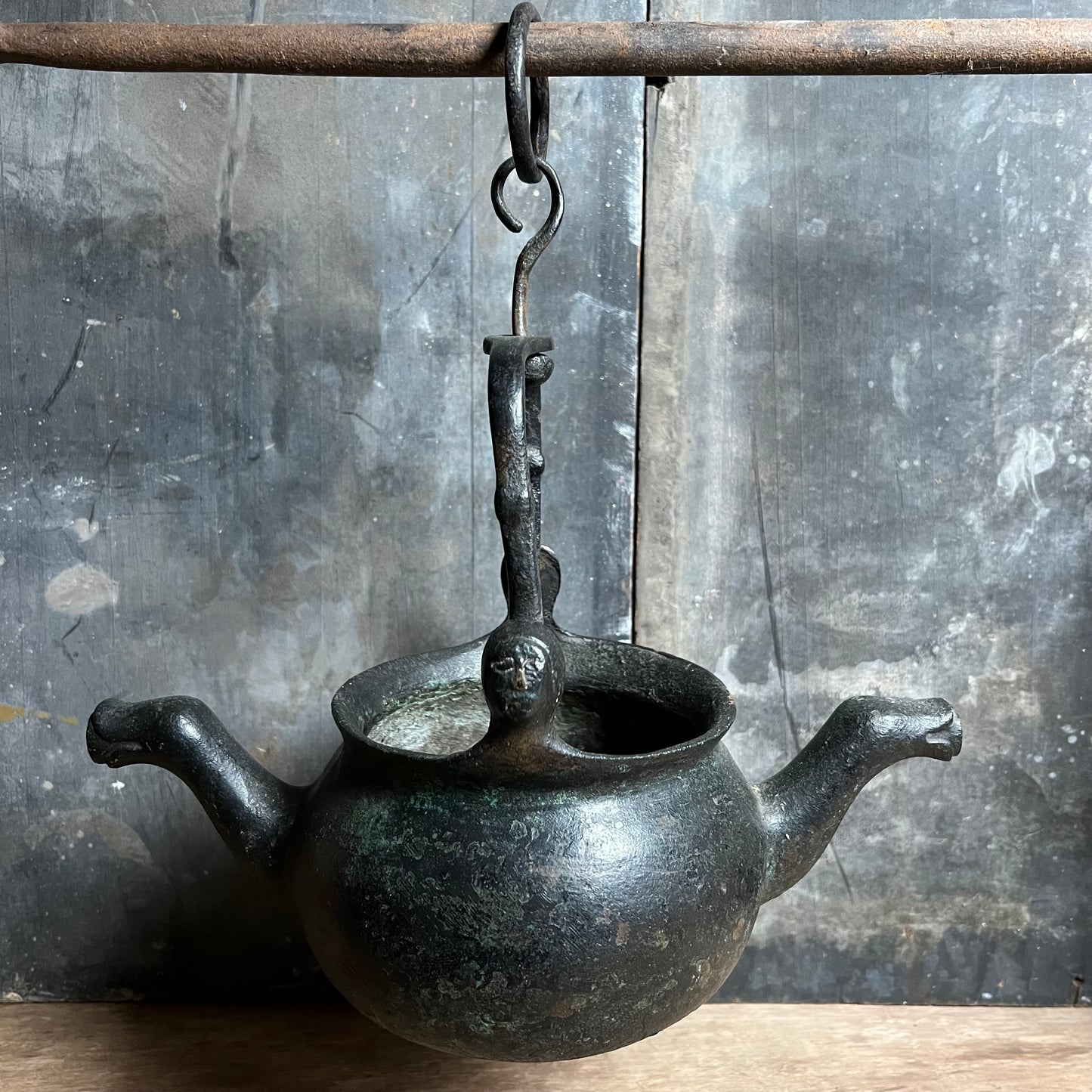 Flemish Bronze Lavabo