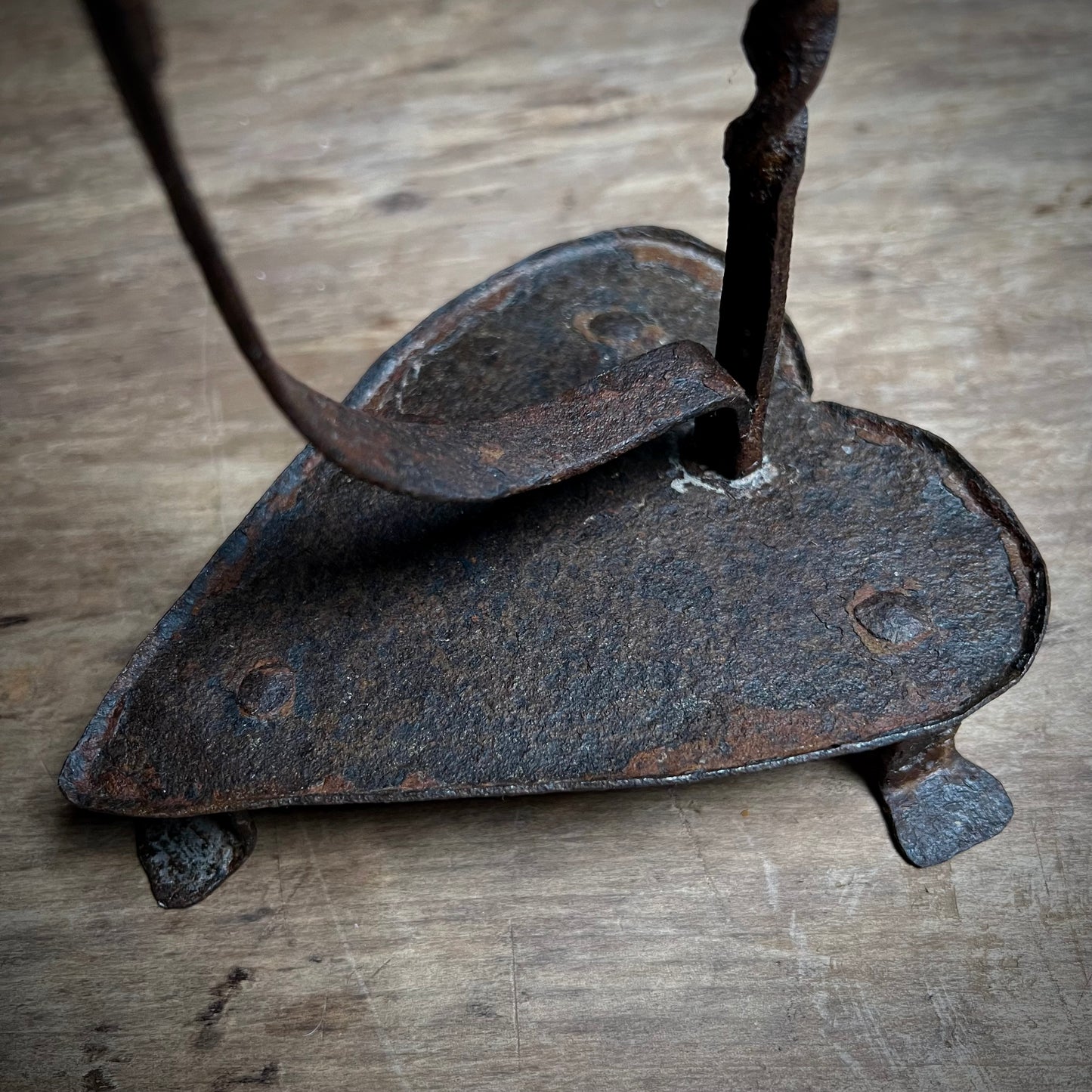 Alpine Splint Rushlight Candleholder c.1720-1750