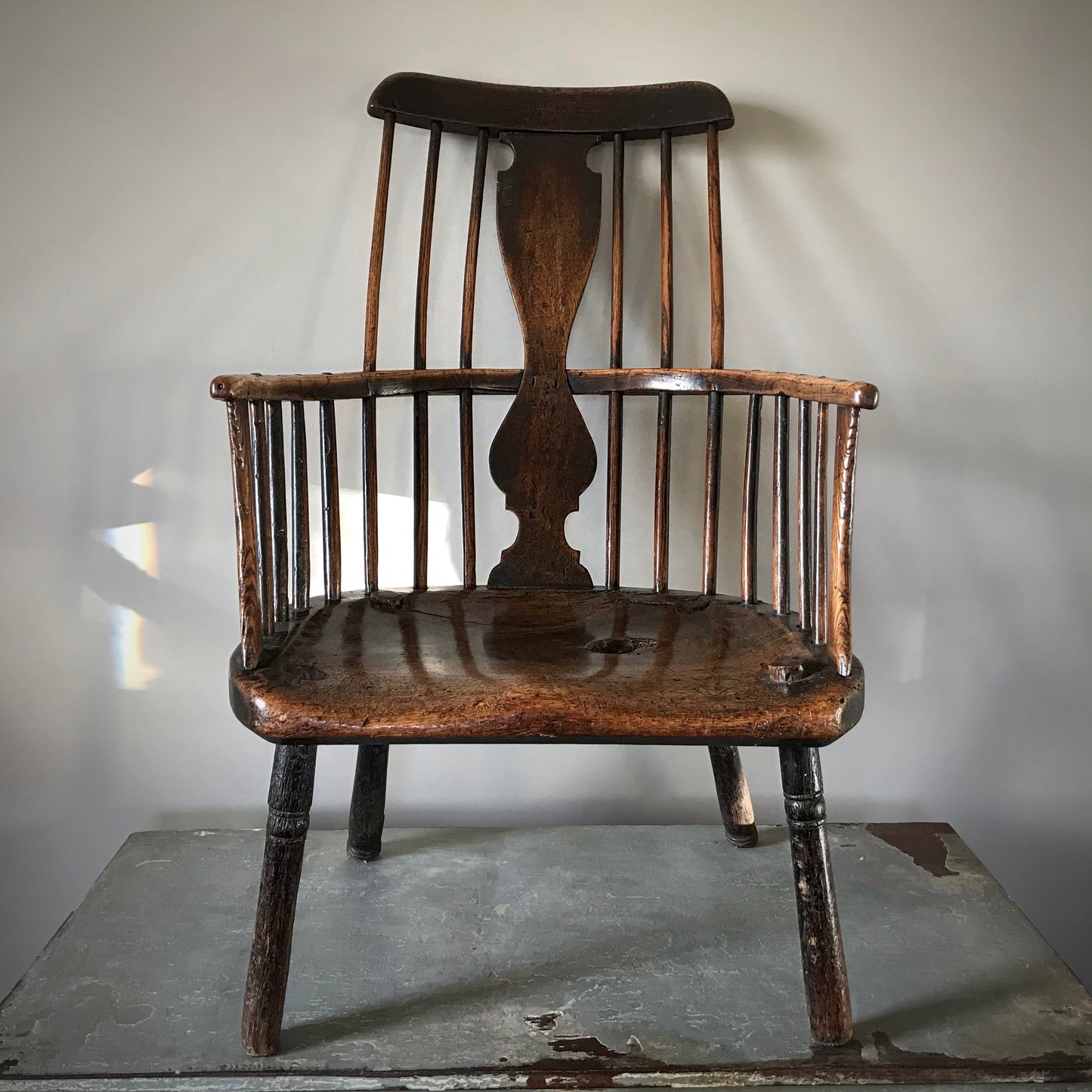 Rare Welsh Comb Back Windsor Armchair c.1780