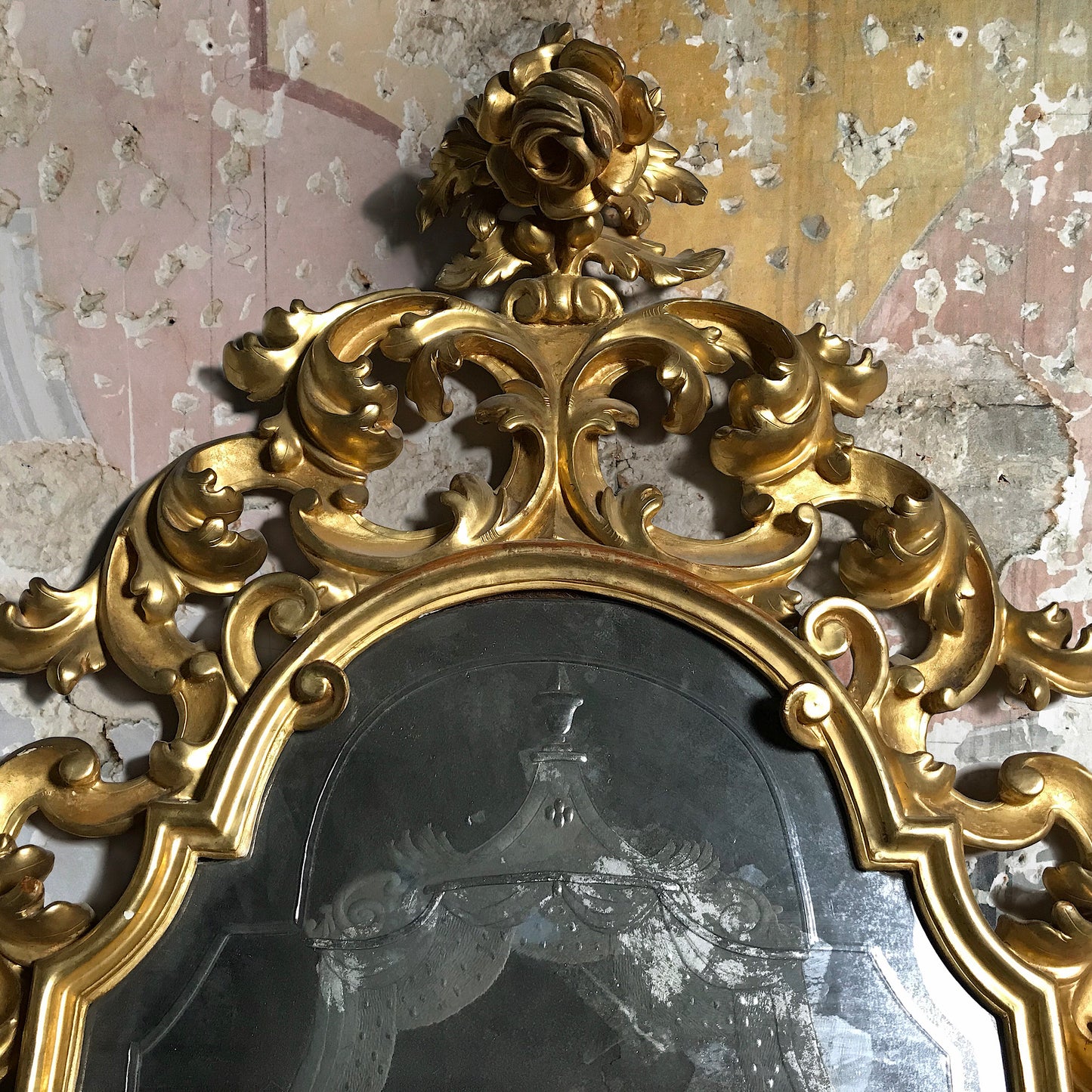 Venetian Murano Glass Engraved Mirror depicting Apollo c.1790