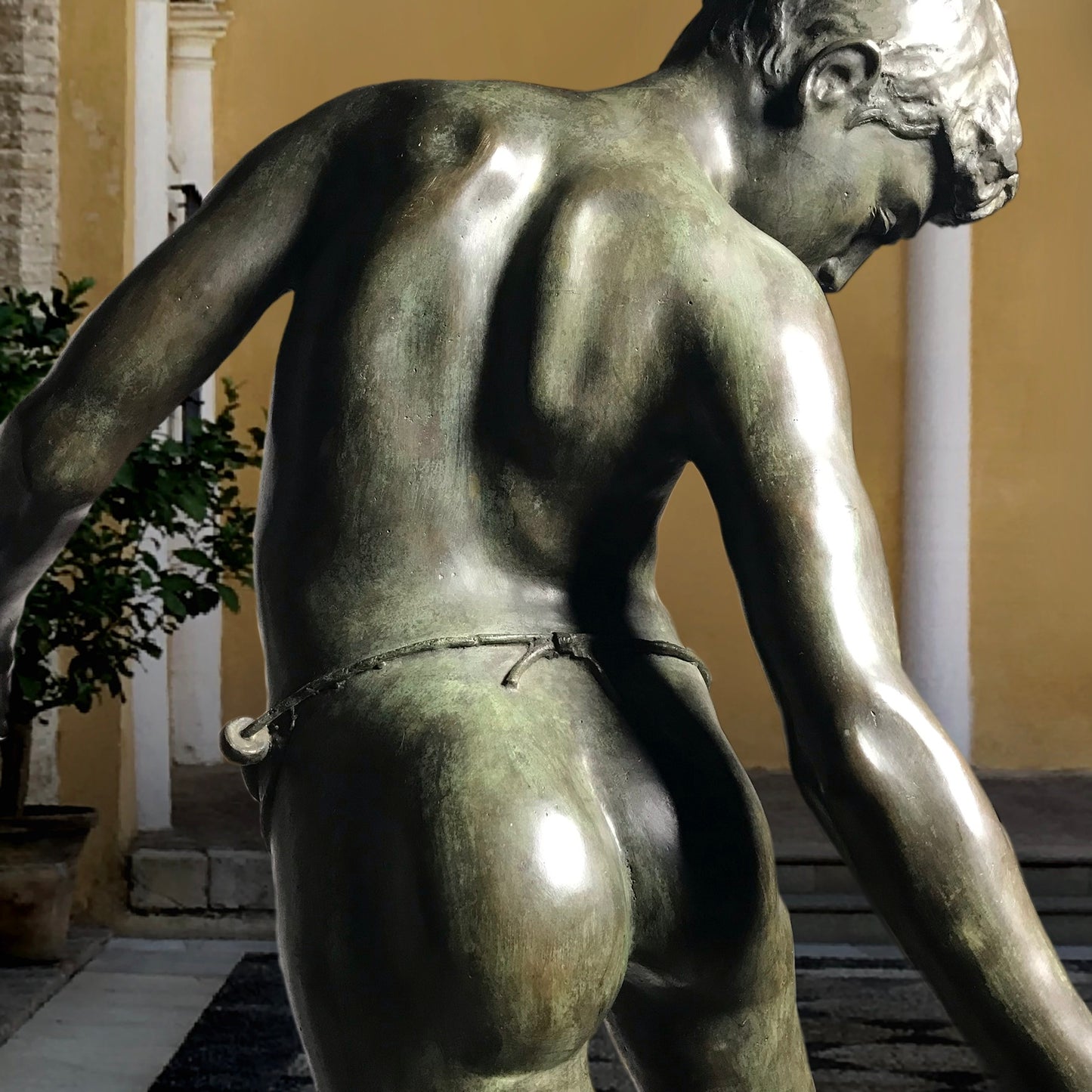 'Il Granchio' (The Crab) Bronze Fisher-Boy signed De Lotto on Plinth c.1920
