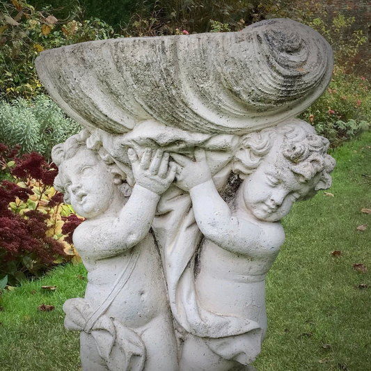 French Amorini With Shell Fountain