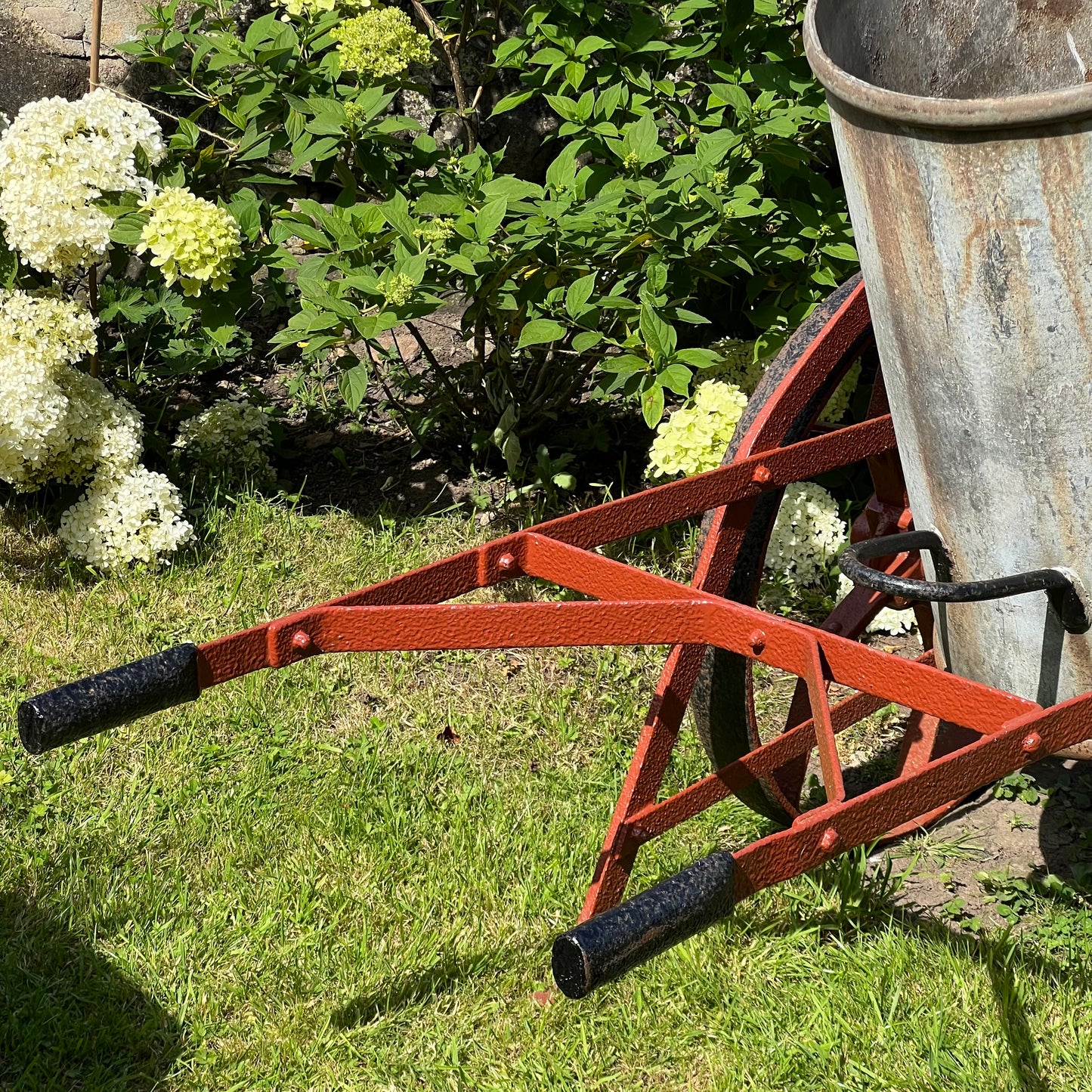 Late 19th/ Early 20th Century English Country House Water Barrow