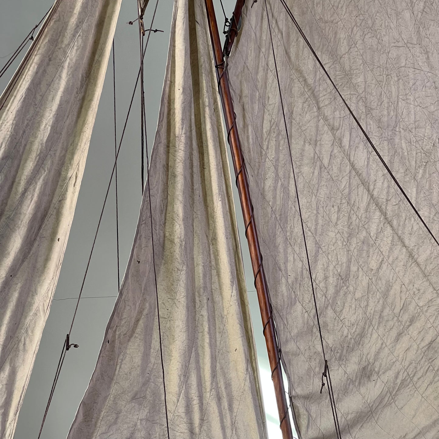Exceptional Scale “Golden Jubilee 1887” Racing Pond Yacht, formerly property of Queen Victoria