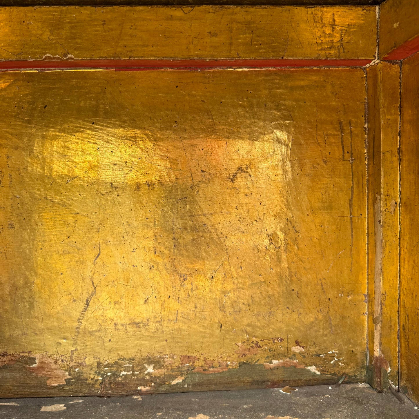 17th Century Italian Baroque Carved, Gilt & Polychrome Sarcophagus Form Reliquary Casket