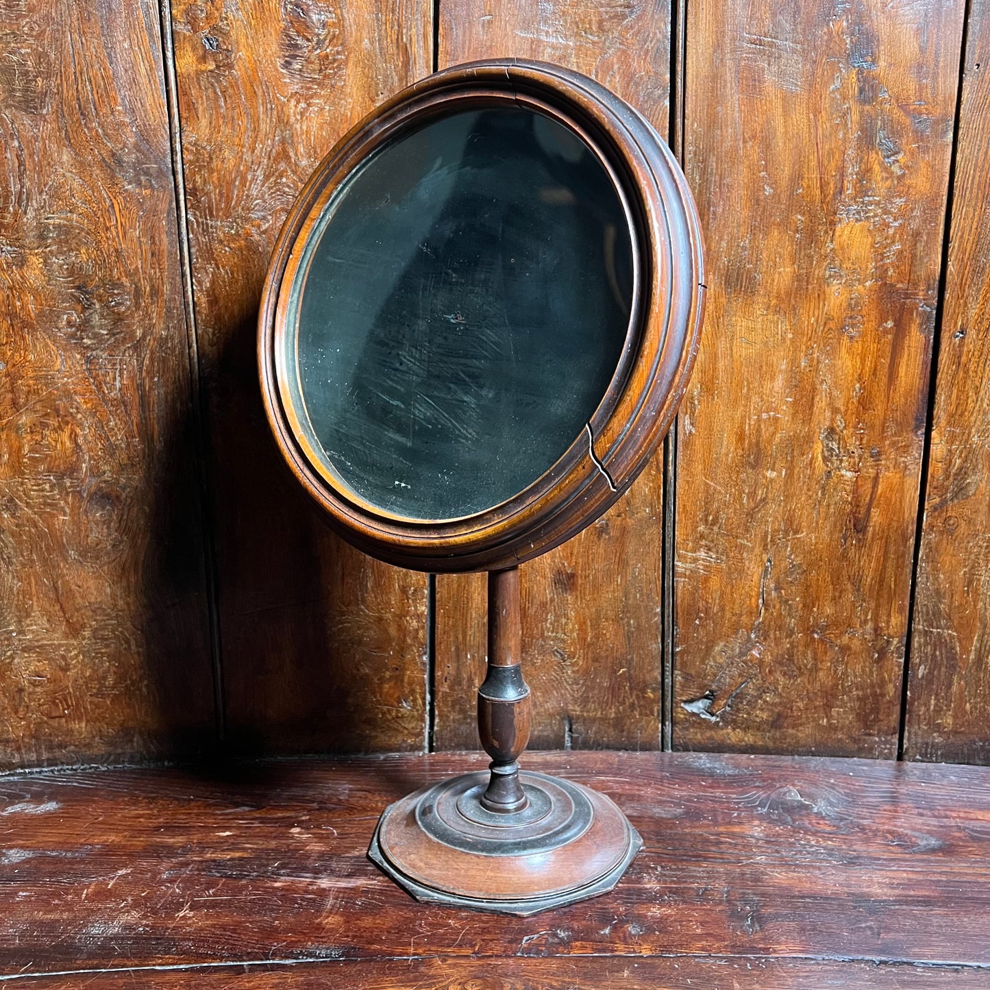 English Victorian Walnut Shaving Mirror with Octagonal Base, c.1850–1865