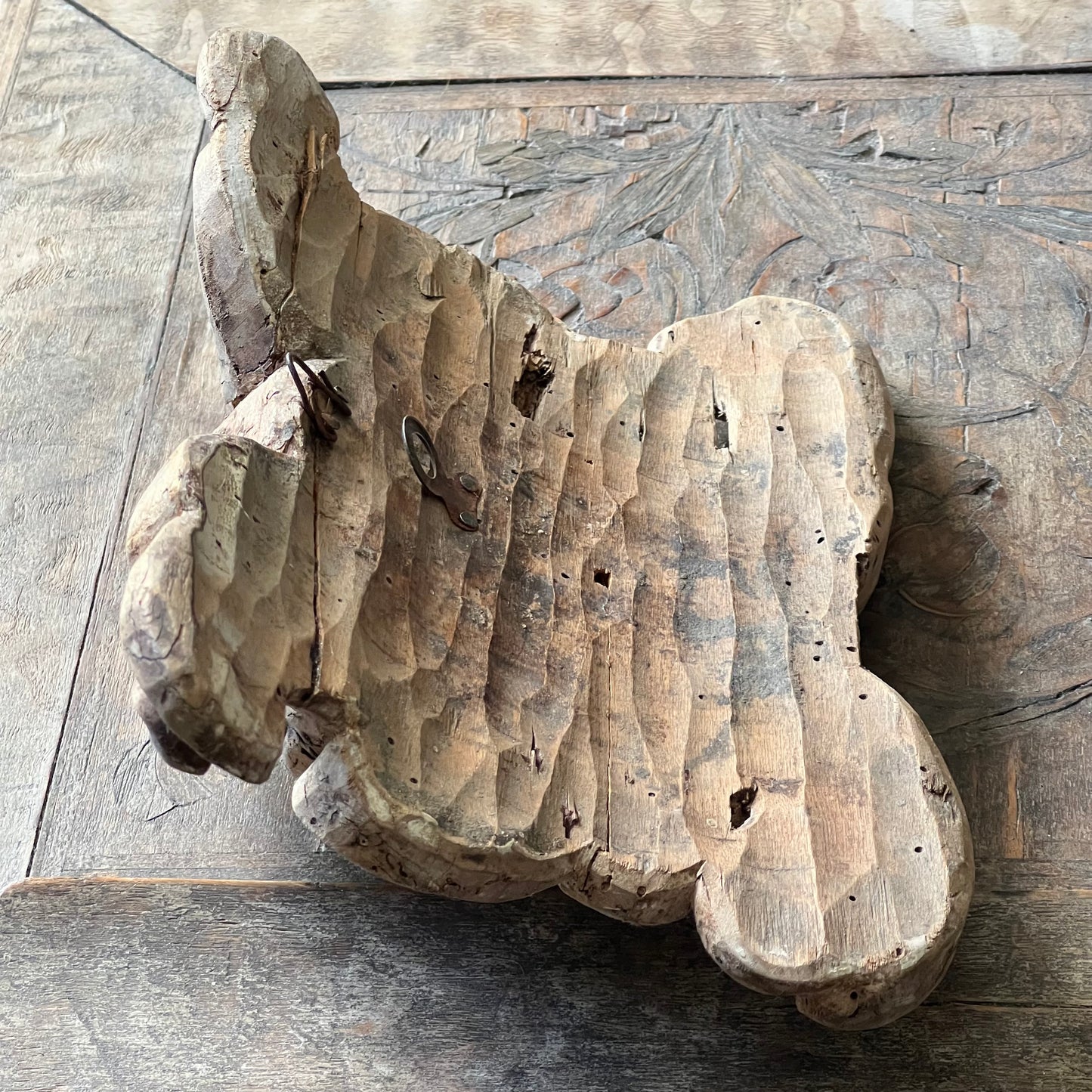 Italian Baroque Carved Limewood Cherub or Angel Carving with Acanthus Scrolls, c.1680–1720