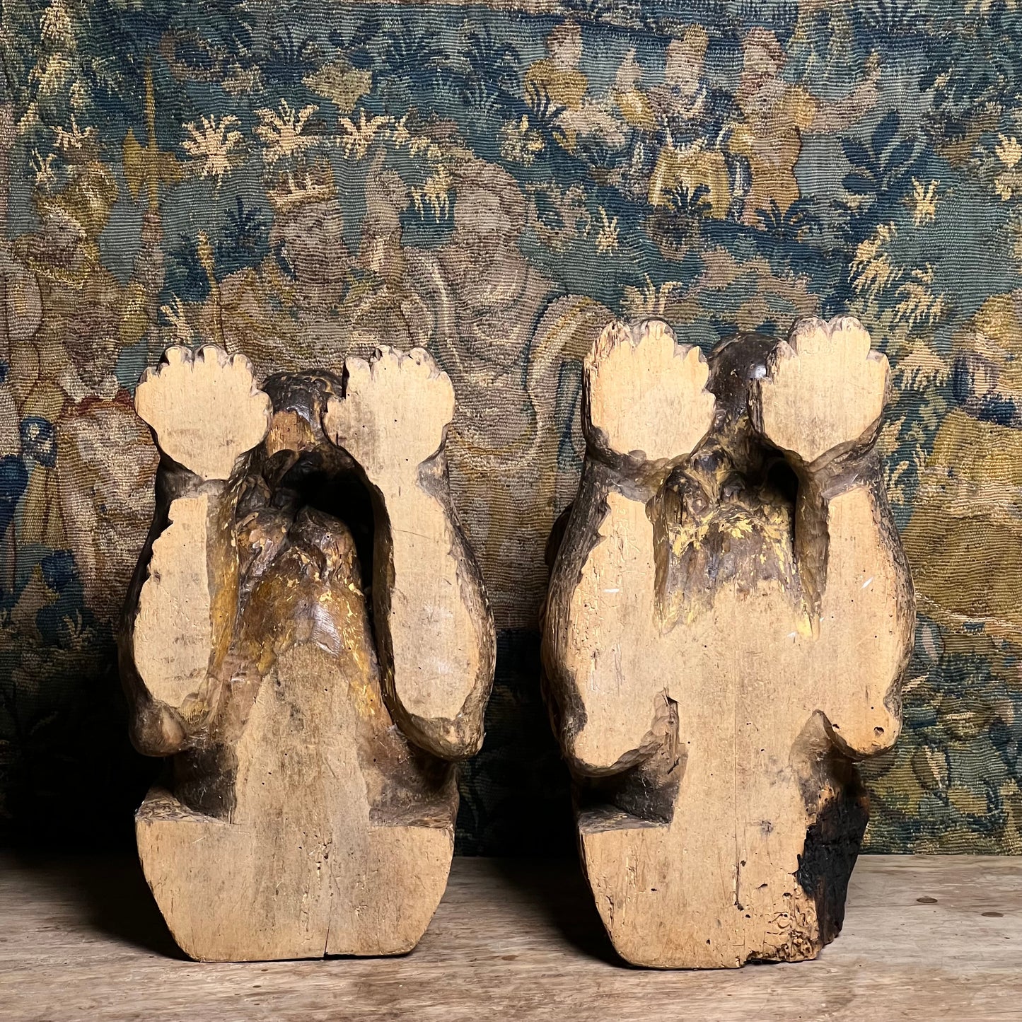 Italian Baroque Carved Walnut Lion Furniture Bearers, 17th century (c. 1650–1700)