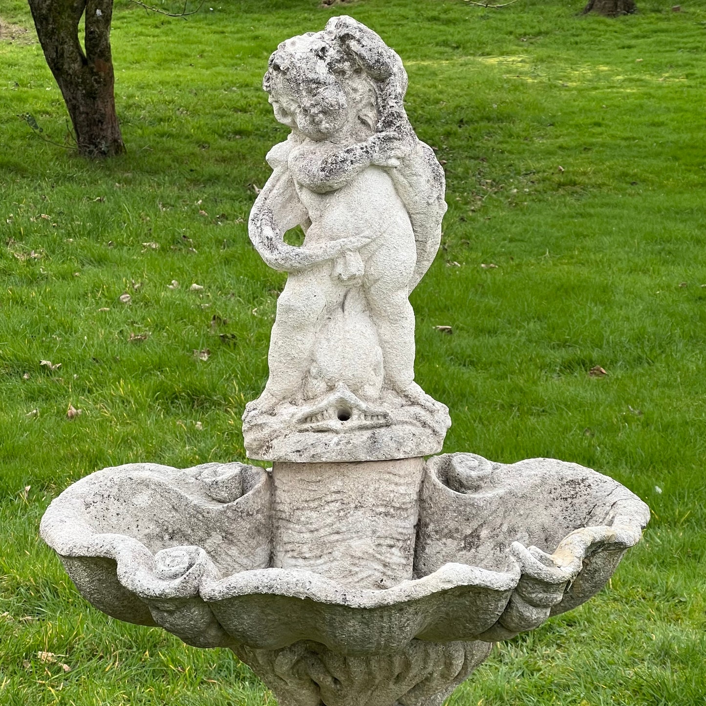 Italian Limestone Putti & Dolphin Fountain c.1700–1750