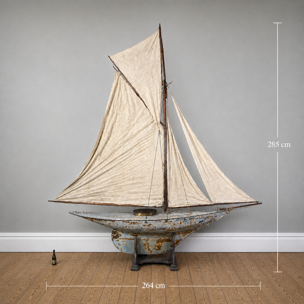 Exceptional Scale “Coronation 1838” Racing Pond Yacht, formerly property of Queen Victoria