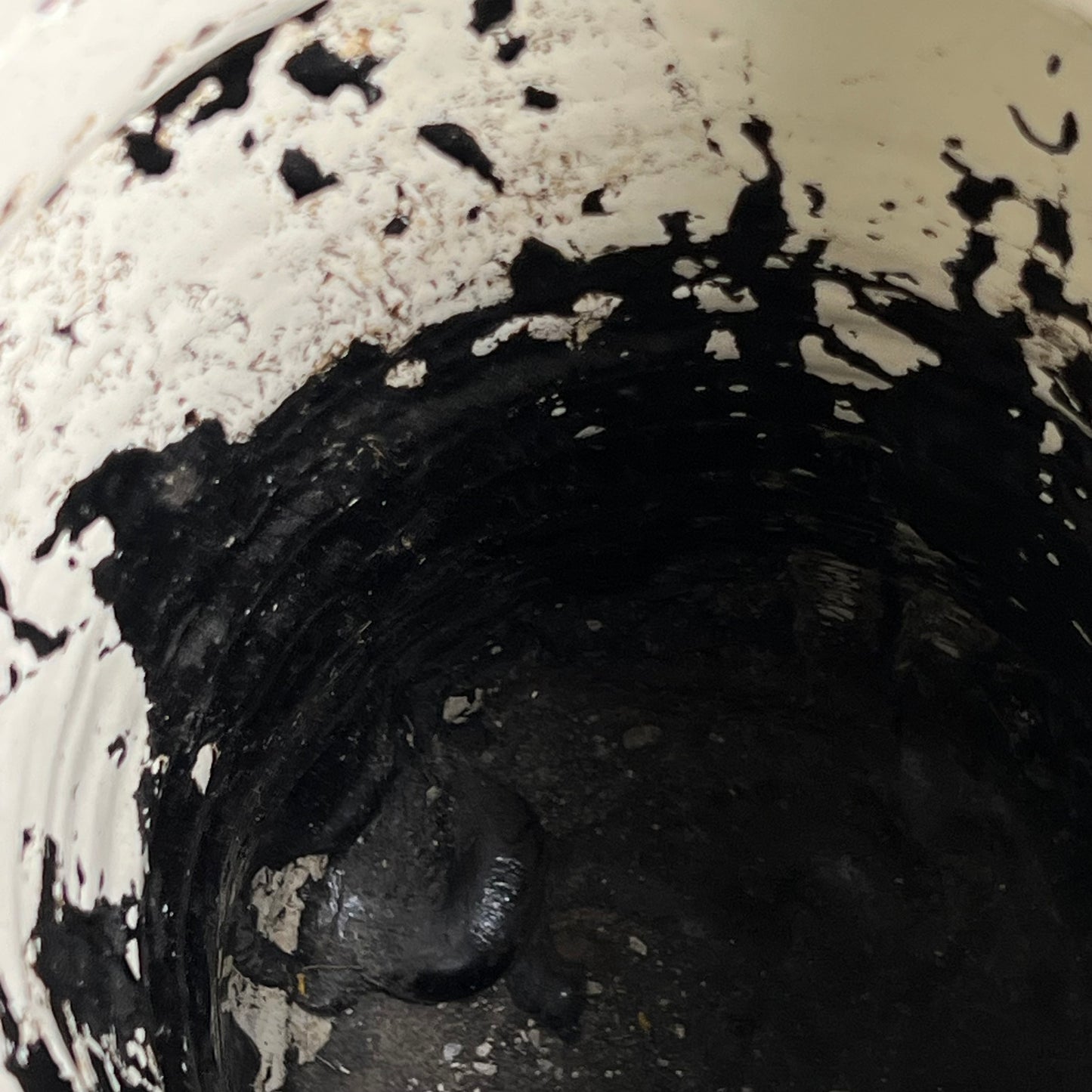 Large Italian Maiolica Albarello, Montelupo (Tuscany), late 17th / early 18th century c. 1690–1720