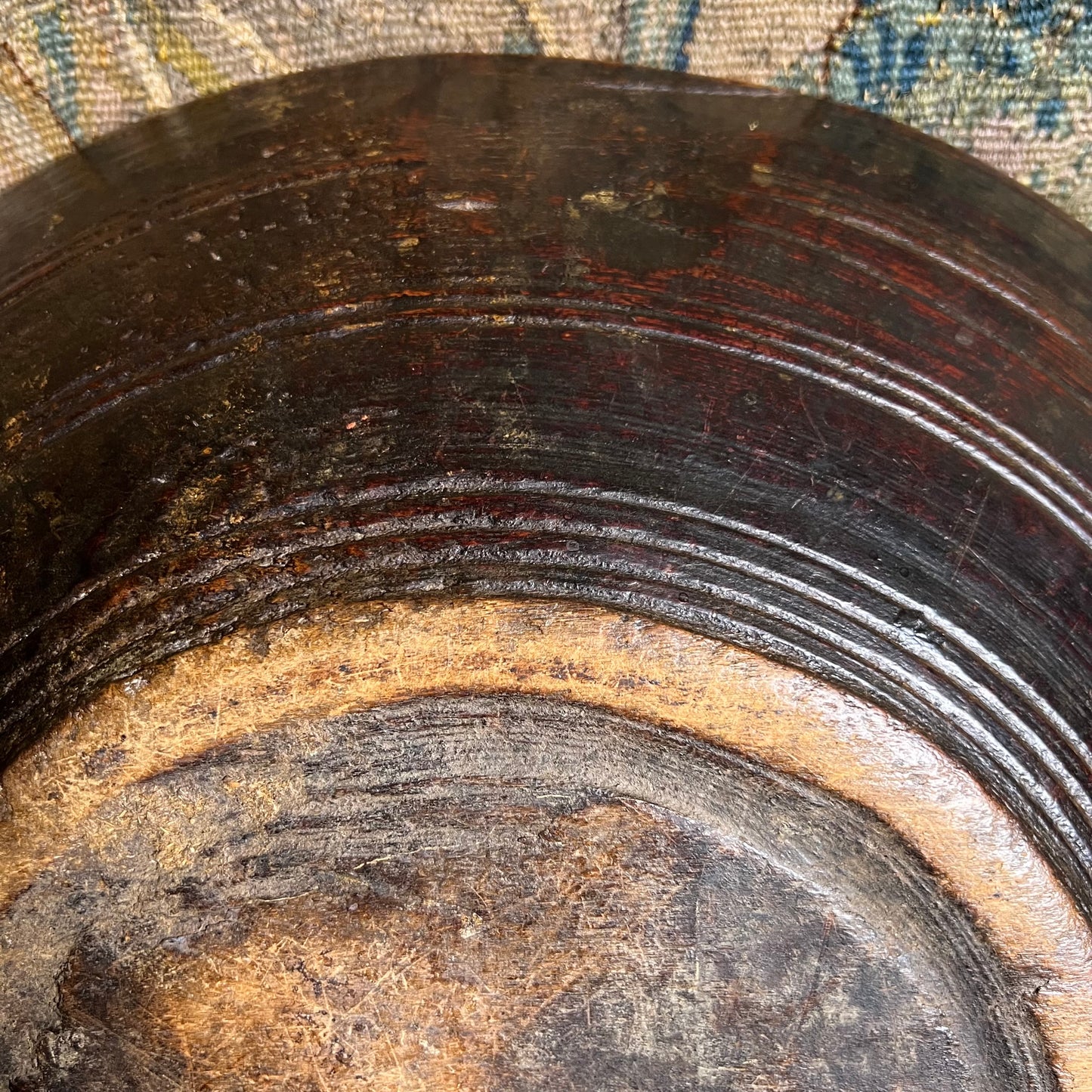 An Early English Turned Applewood Dairy Bowl, Late 17th or earlier