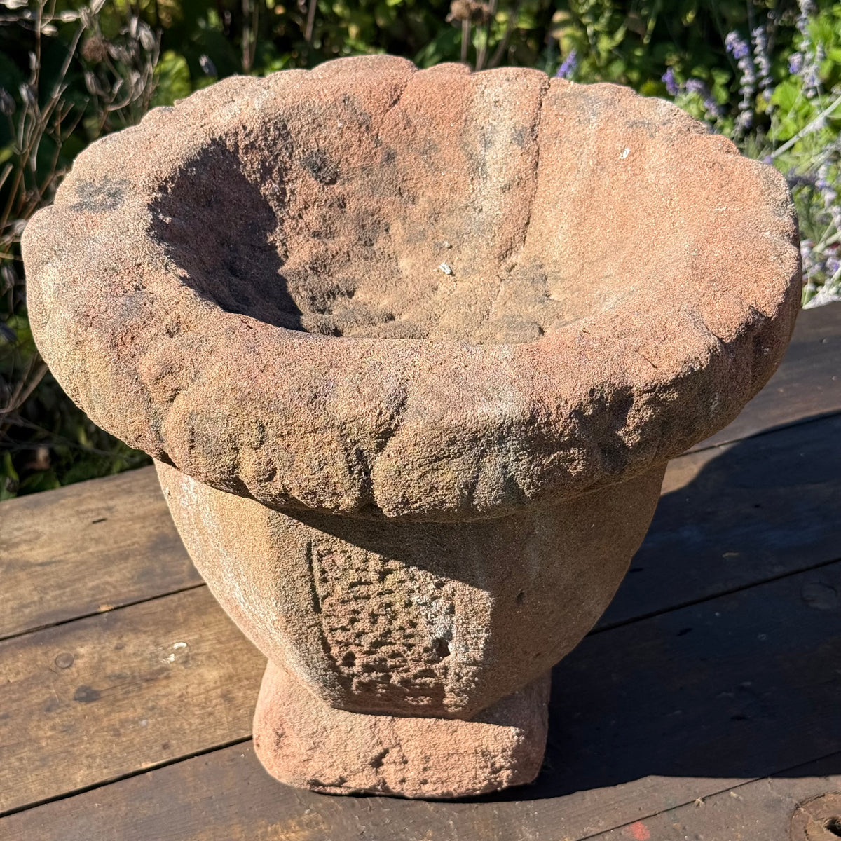 Pair of English Stuart Red Sandstone Urns, c.1680