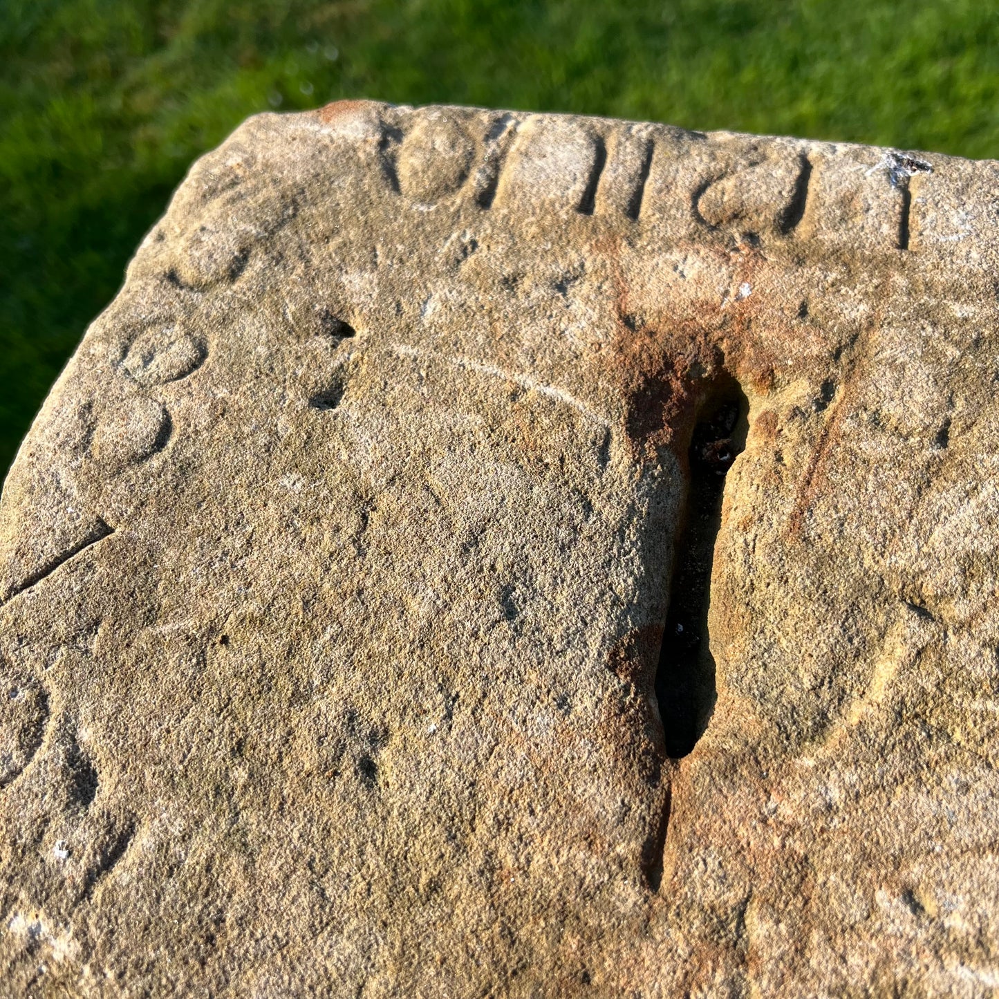 Rare English Cube Sundial c.1710