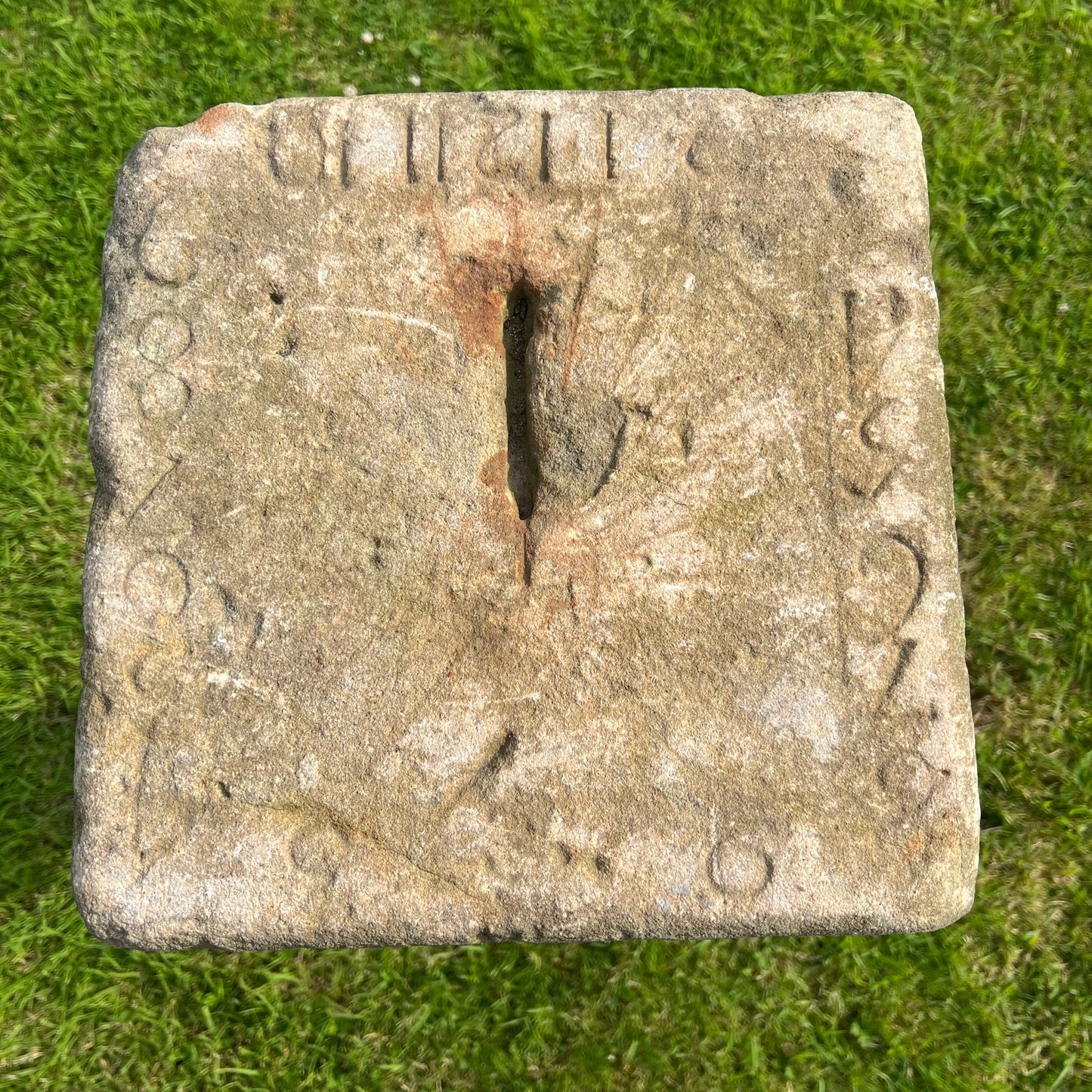 Rare English Cube Sundial c.1710