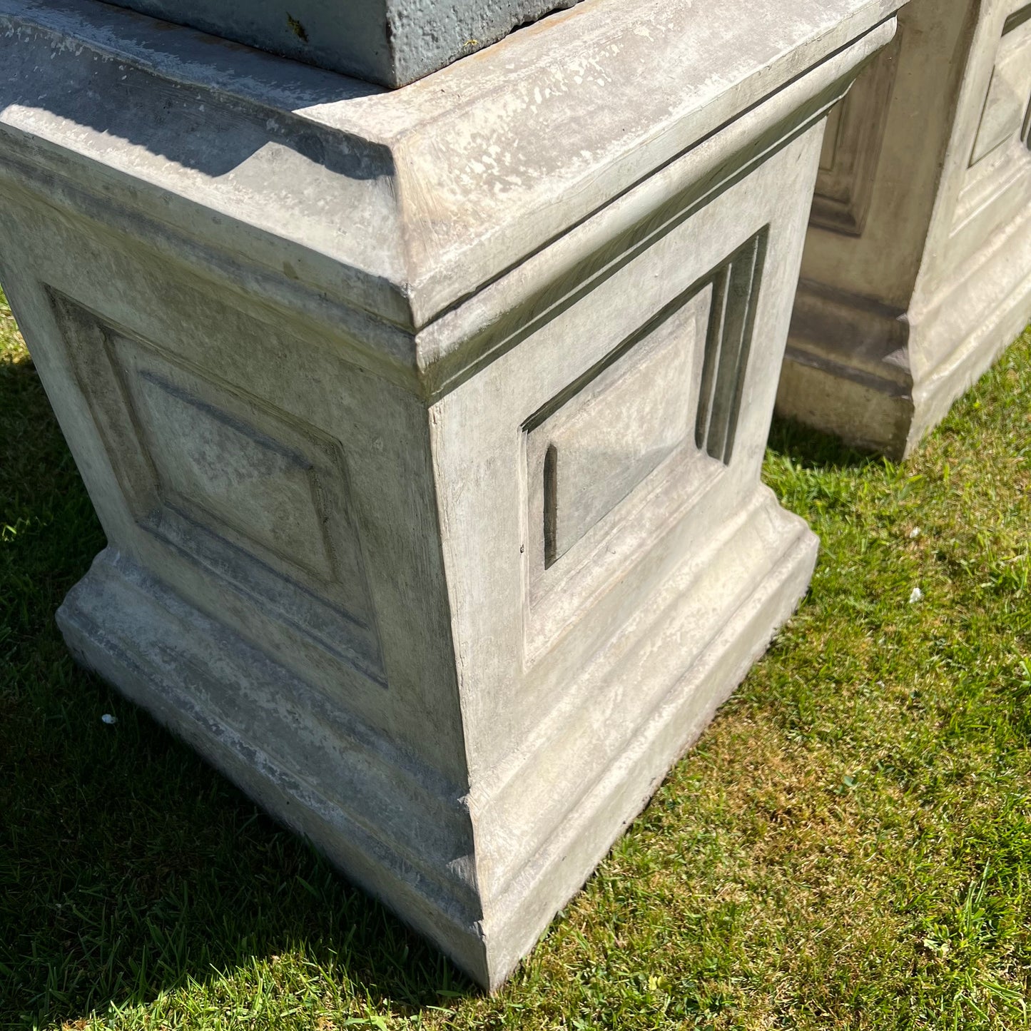 Grand Scale Pair of Handyside Campana Urns & Plinths c.1880